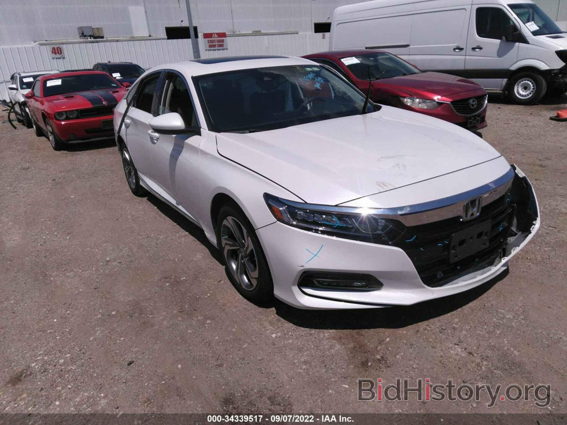 Photo 1HGCV1F48LA150565 - HONDA ACCORD SEDAN 2020