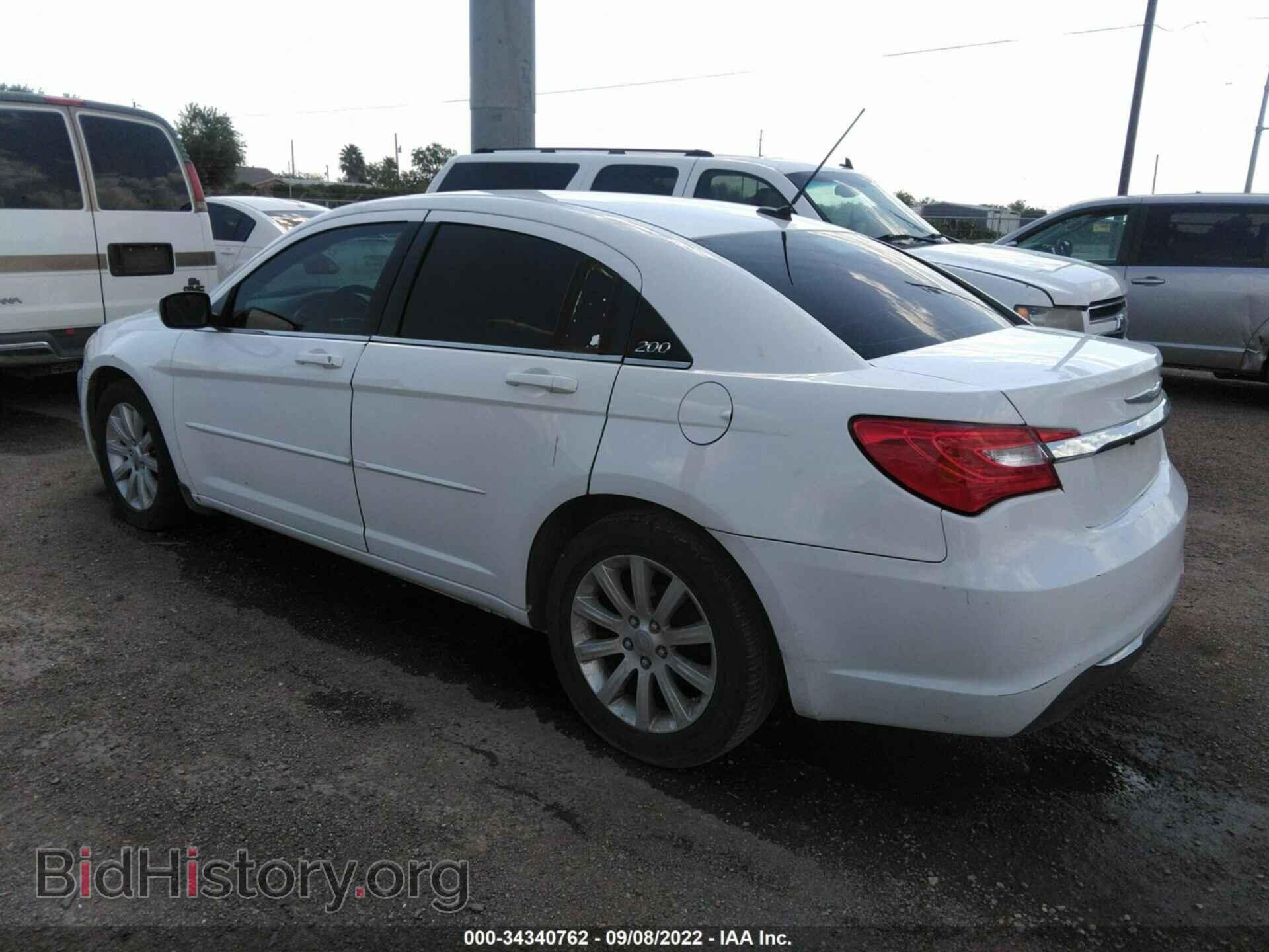 2013 CHRYSLER 200 - VIN: 1C3CCBBB3DN557920 - Photo 3