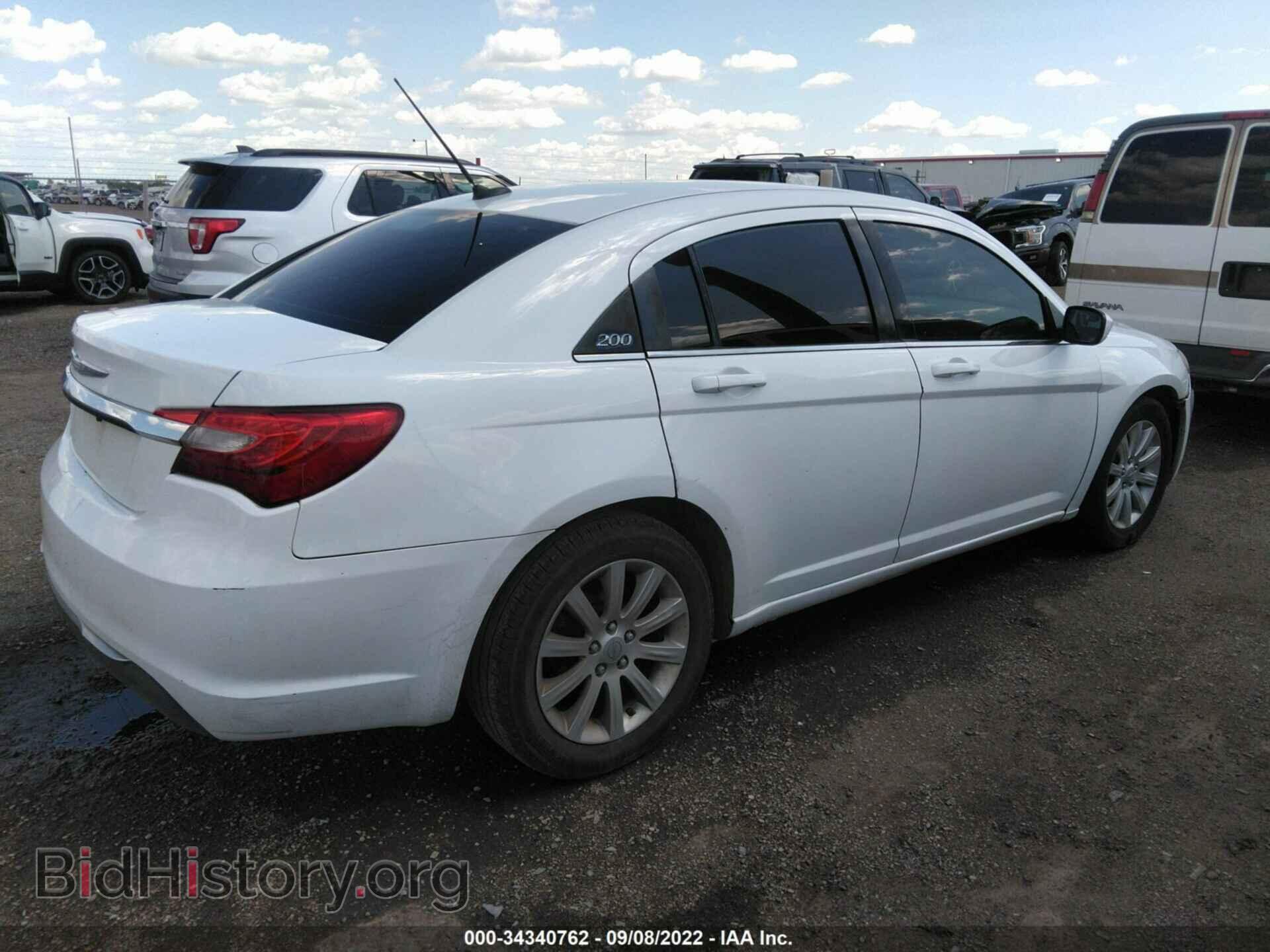 2013 CHRYSLER 200 - VIN: 1C3CCBBB3DN557920 - Photo 4