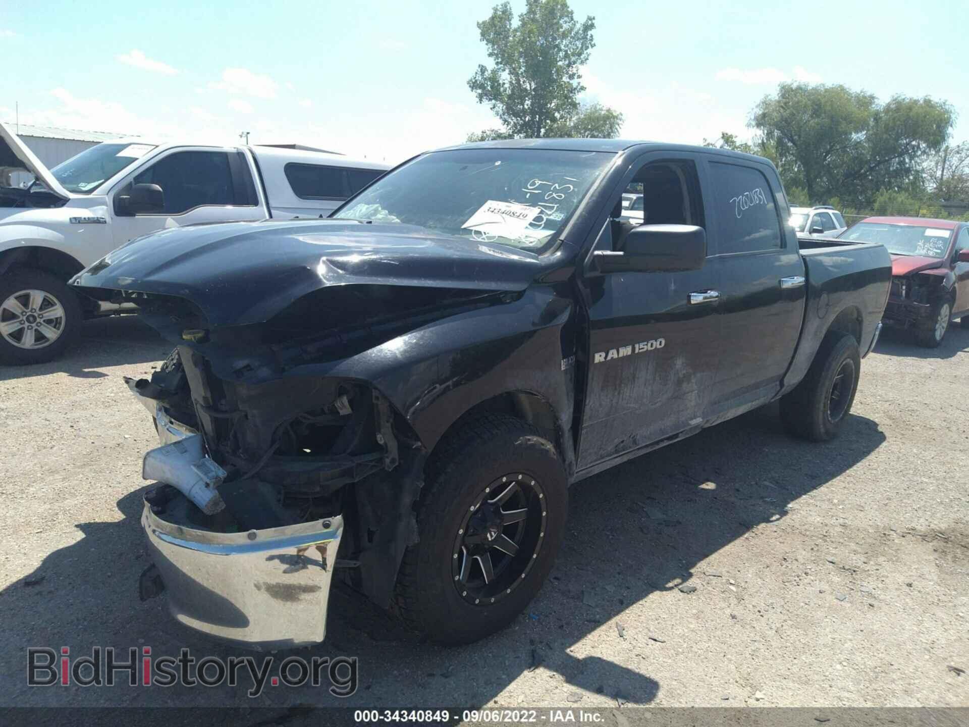 2011 RAM 1500 - VIN: 1D7RB1CT2BS567837 - Фото 2