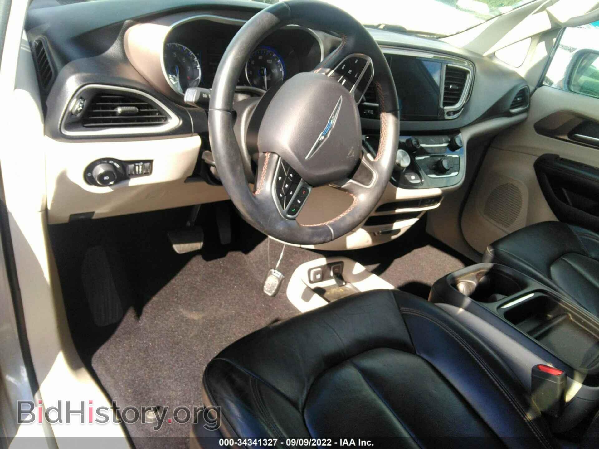 2017 CHRYSLER PACIFICA - VIN: 2C4RC1BG9HR788213 - Фото 5