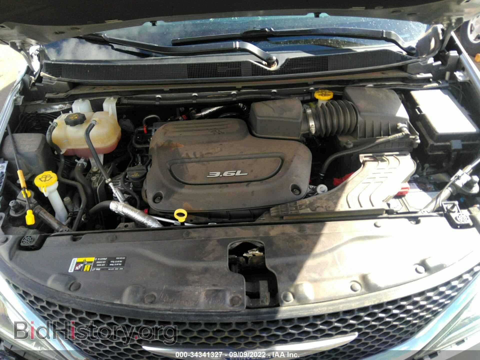 2017 CHRYSLER PACIFICA - VIN: 2C4RC1BG9HR788213 - Фото 10