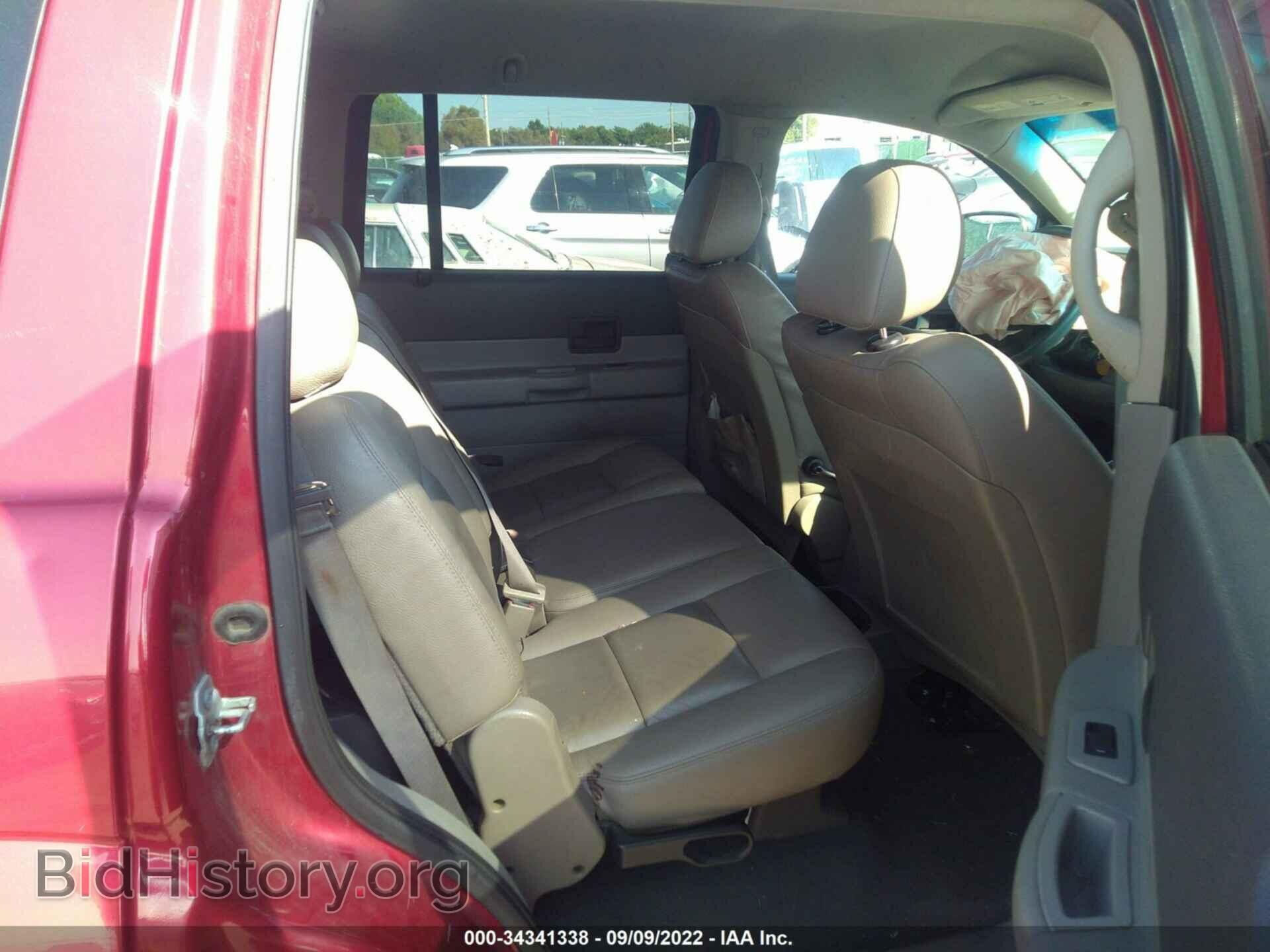 2008 DODGE DURANGO - VIN: 1D8HD38K28F111125 - Фото 8