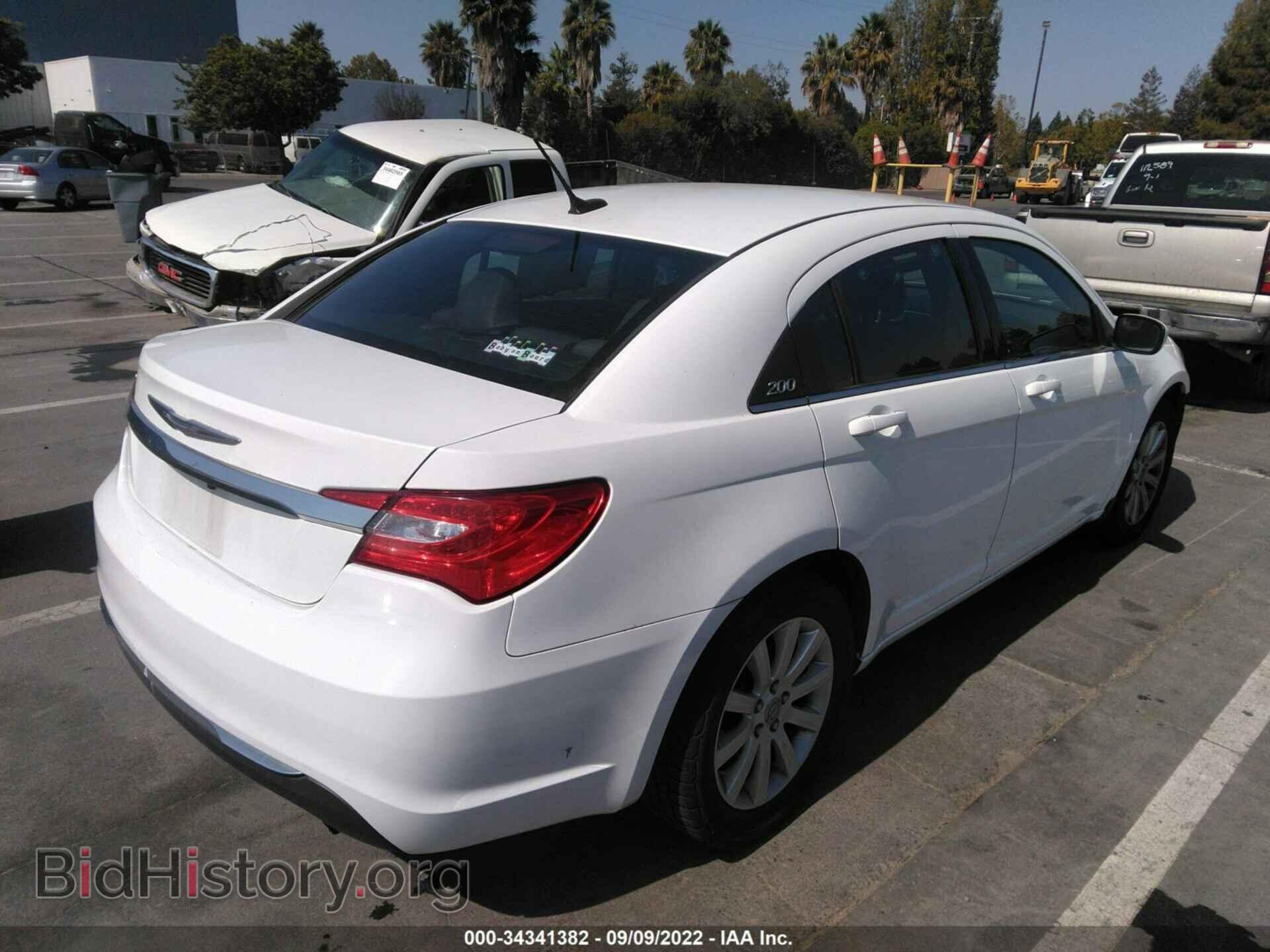 2013 CHRYSLER 200 - VIN: 1C3CCBBB7DN696285 - Фото 4