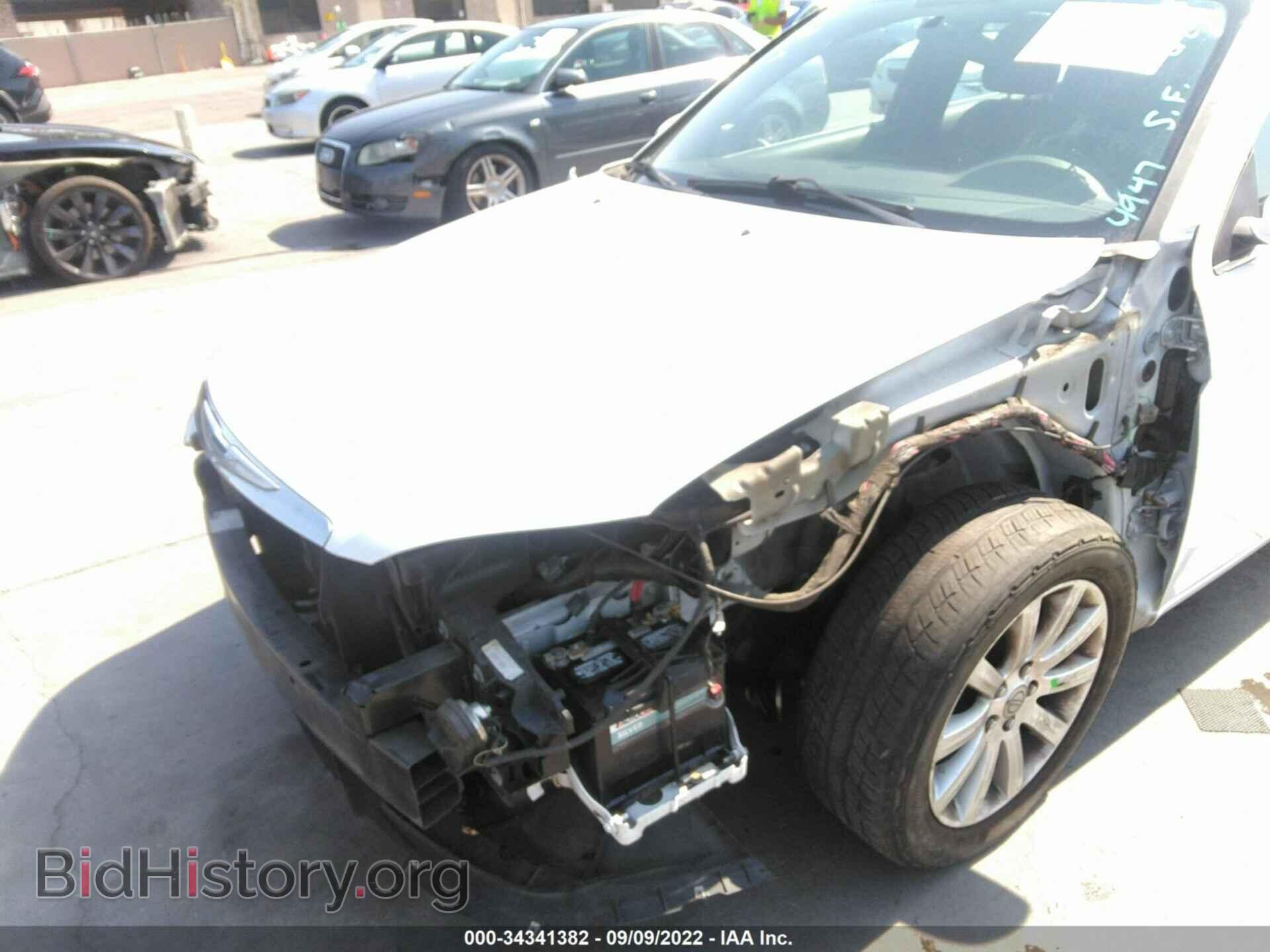 2013 CHRYSLER 200 - VIN: 1C3CCBBB7DN696285 - Фото 6