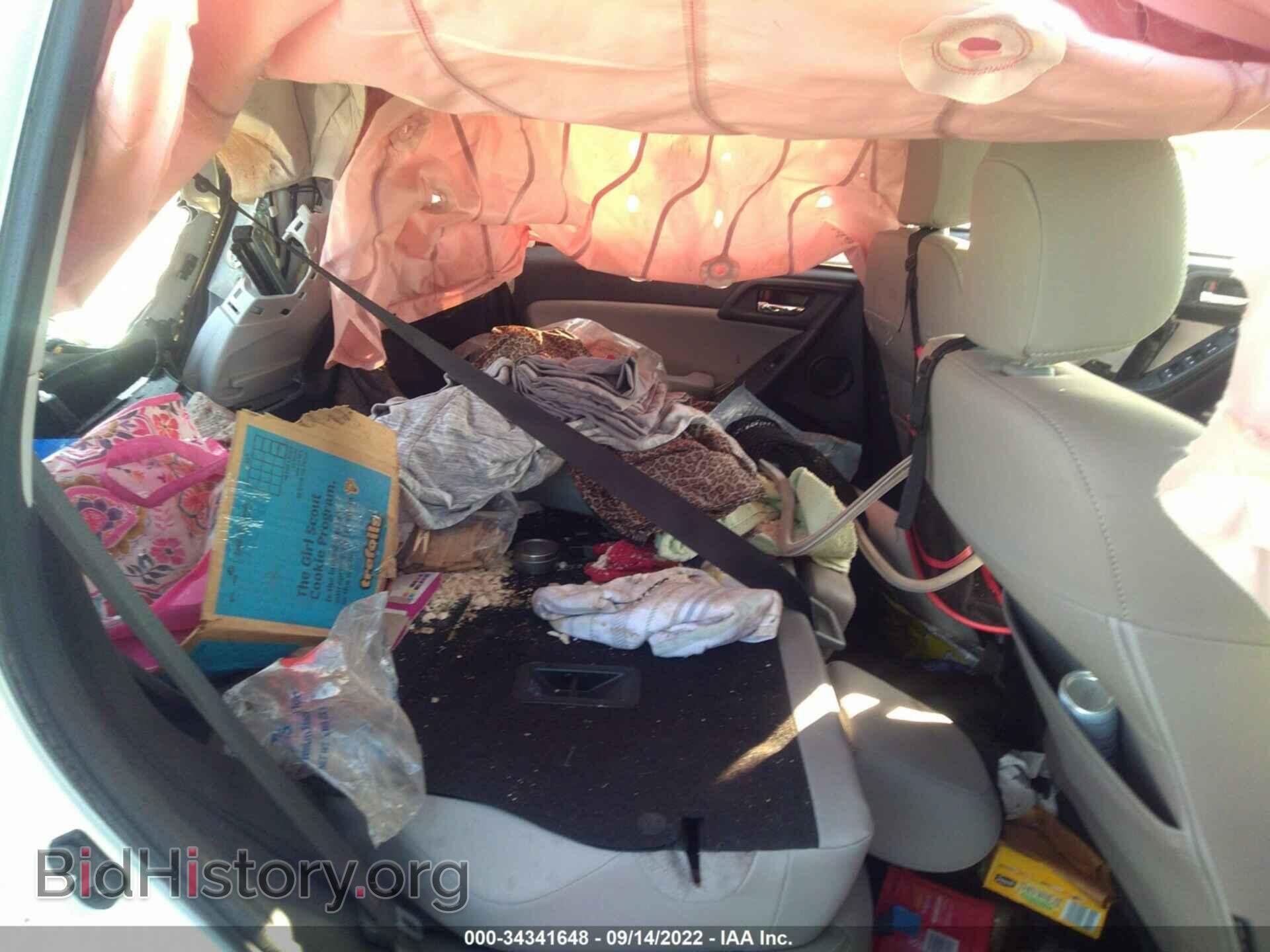 2014 SUBARU FORESTER - VIN: JF2SJAMC2EH492010 - Photo 8