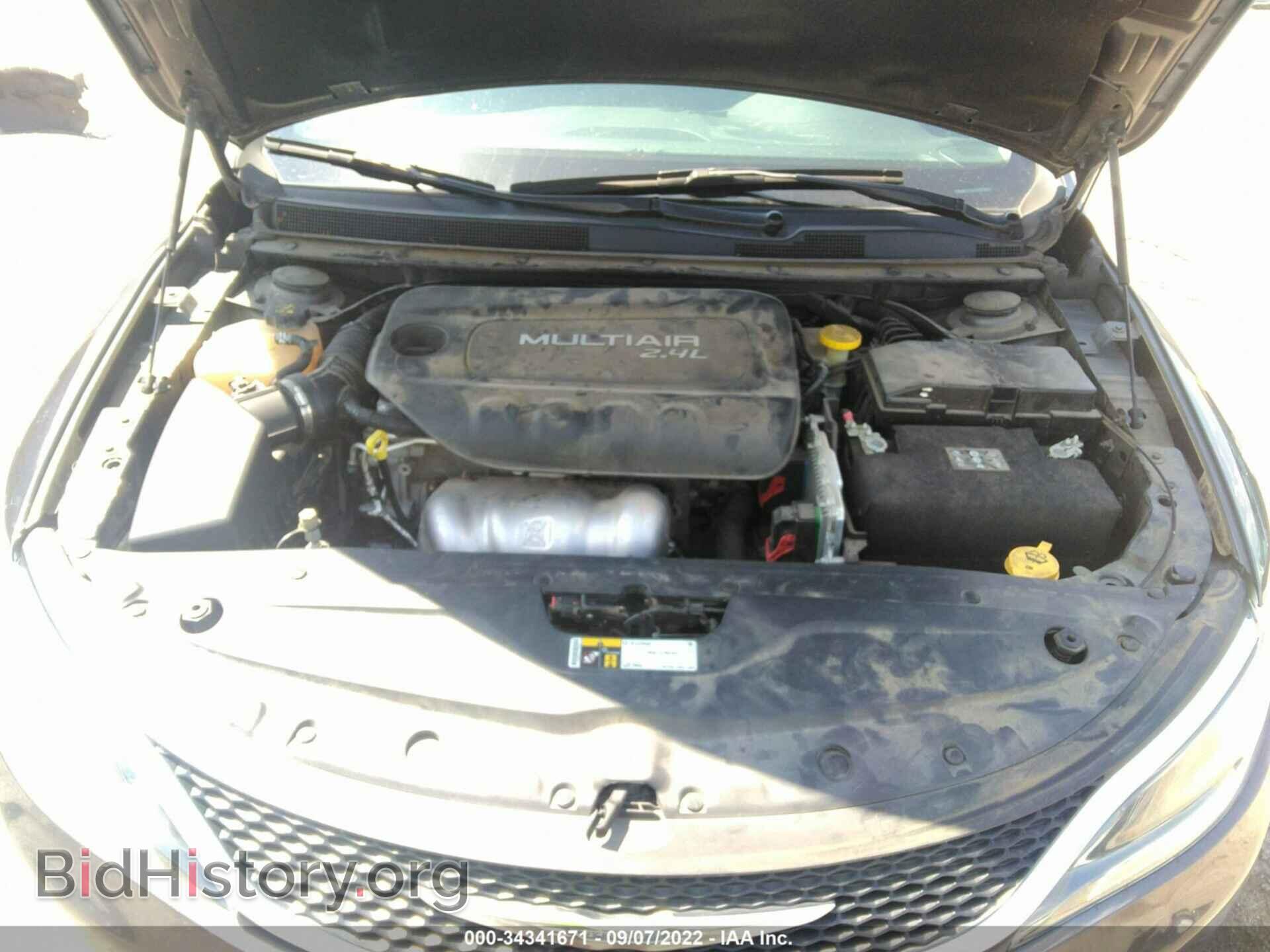 2016 CHRYSLER 200 - VIN: 1C3CCCCB5GN174067 - Фото 10