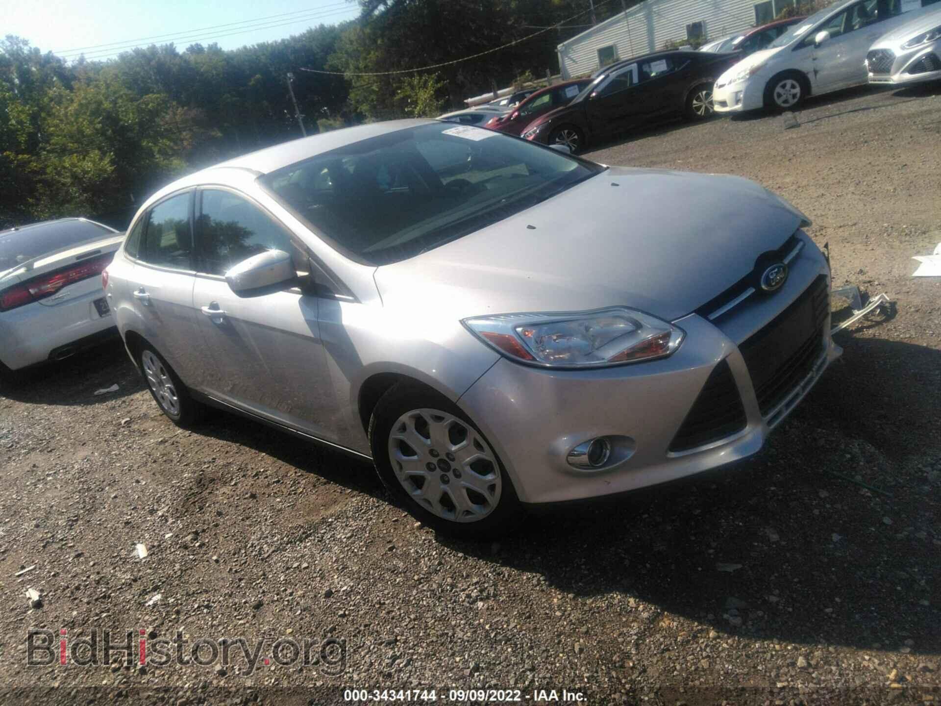 Фотография 1FAHP3F22CL457166 - FORD FOCUS 2012