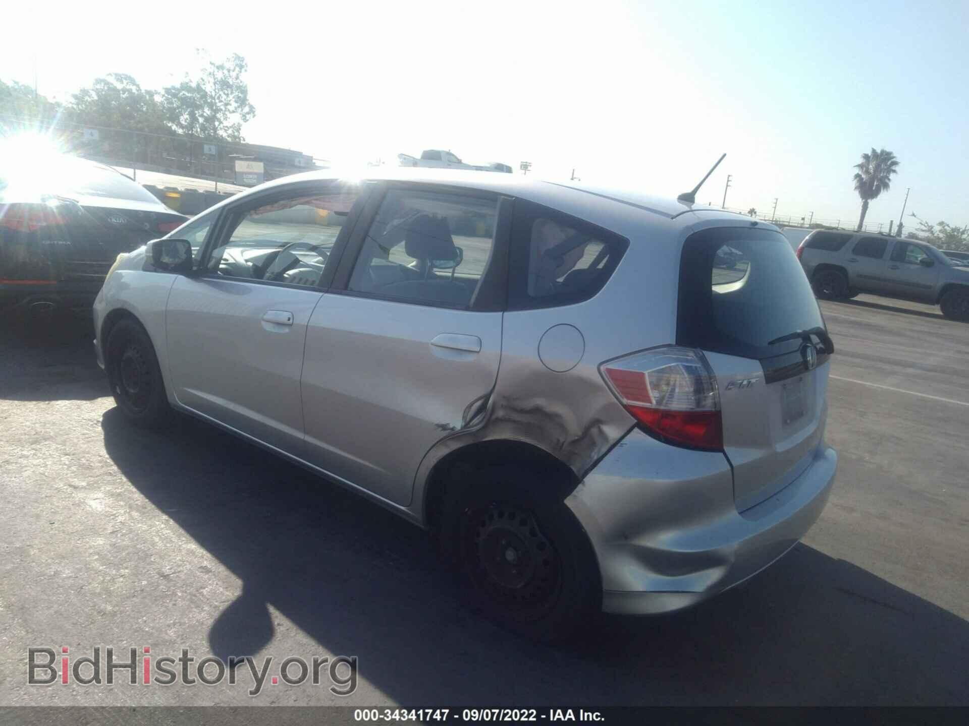 2013 HONDA FIT - VIN: JHMGE8H3XDC045379 - Фото 3