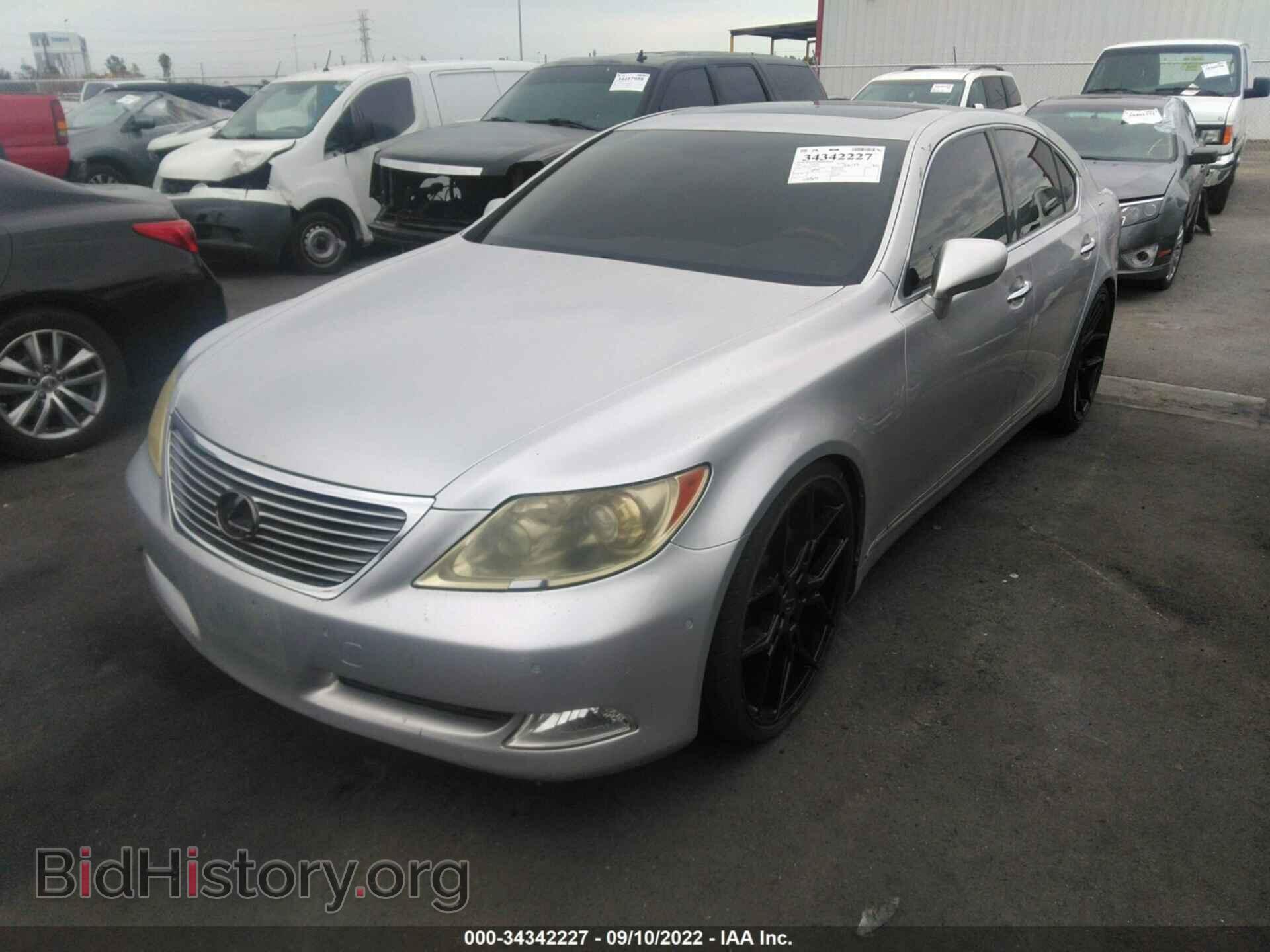 2007 LEXUS LS 460 - VIN: JTHBL46F475008164 - Photo 2