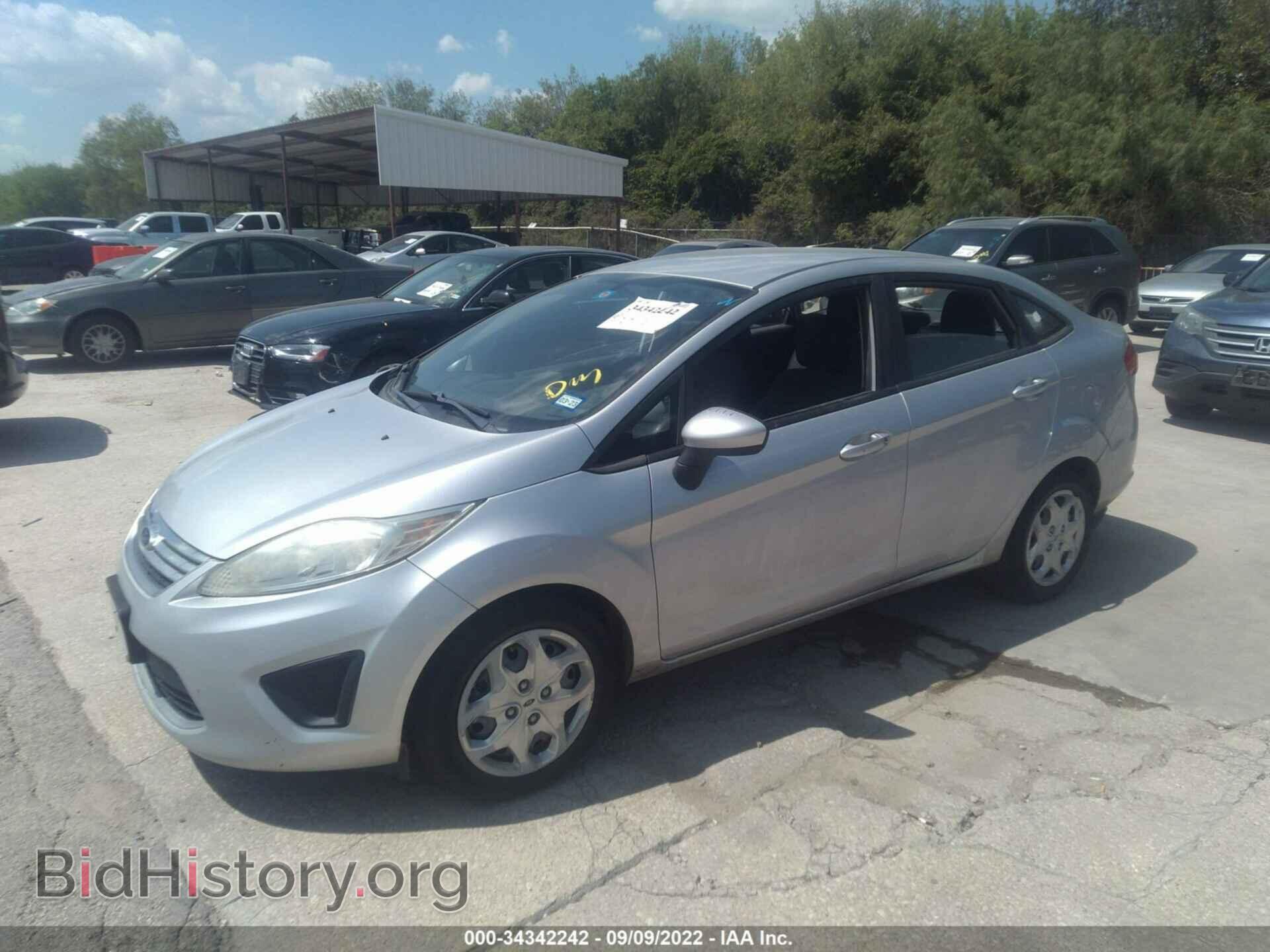 2012 FORD FIESTA - VIN: 3FADP4BJ7CM134702 - Фото 2