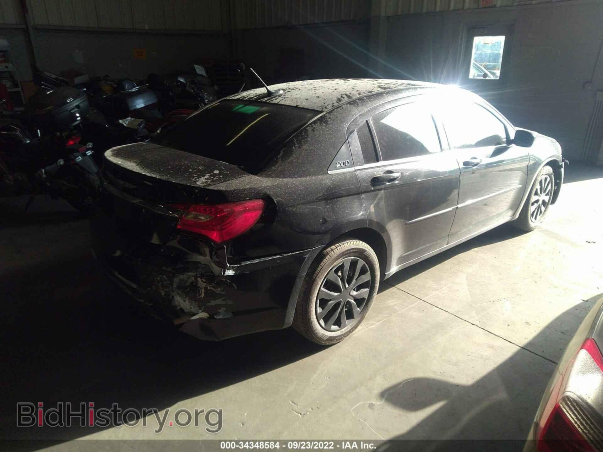2012 CHRYSLER 200 - VIN: 1C3CCBAG7CN246339 - Фото 4
