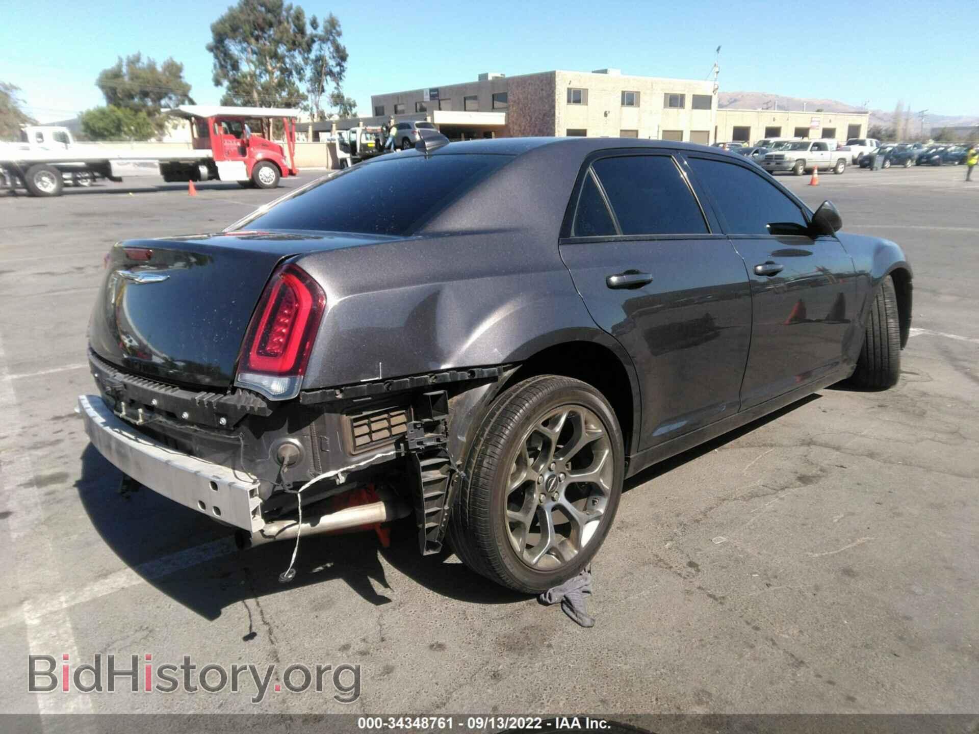 2018 CHRYSLER 300 - VIN: 2C3CCABG5JH212494 - Фото 4