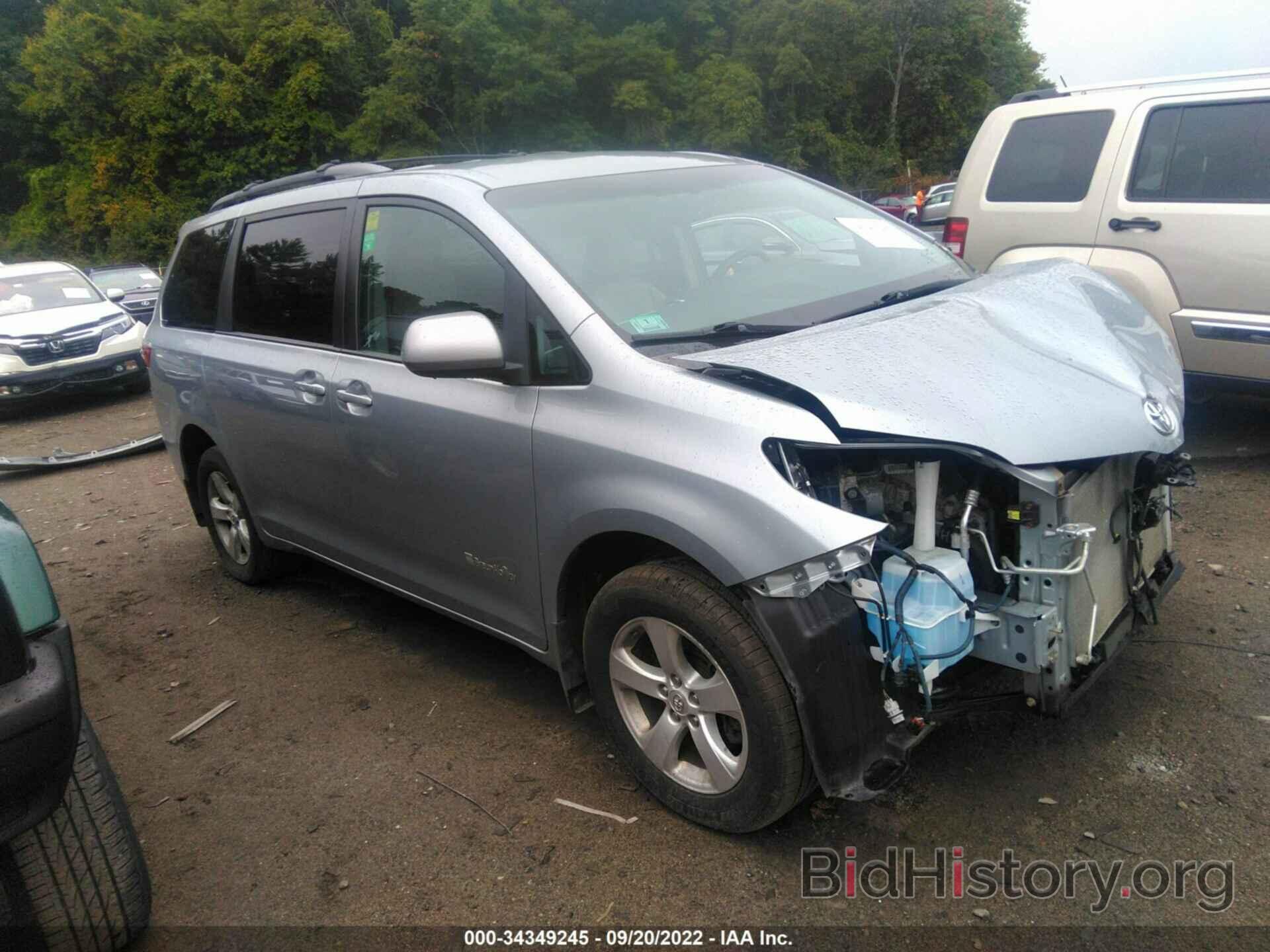 Фотография 5TDKK3DC4FS542359 - TOYOTA SIENNA 2015