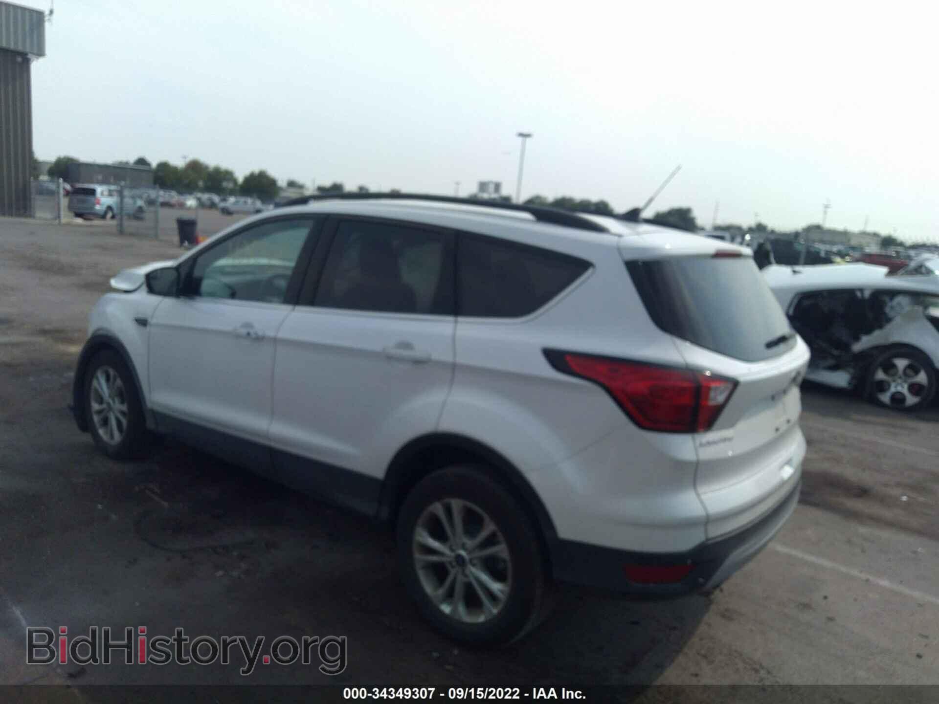 2019 FORD ESCAPE - VIN: 1FMCU9HD6KUB60923 - Фото 3