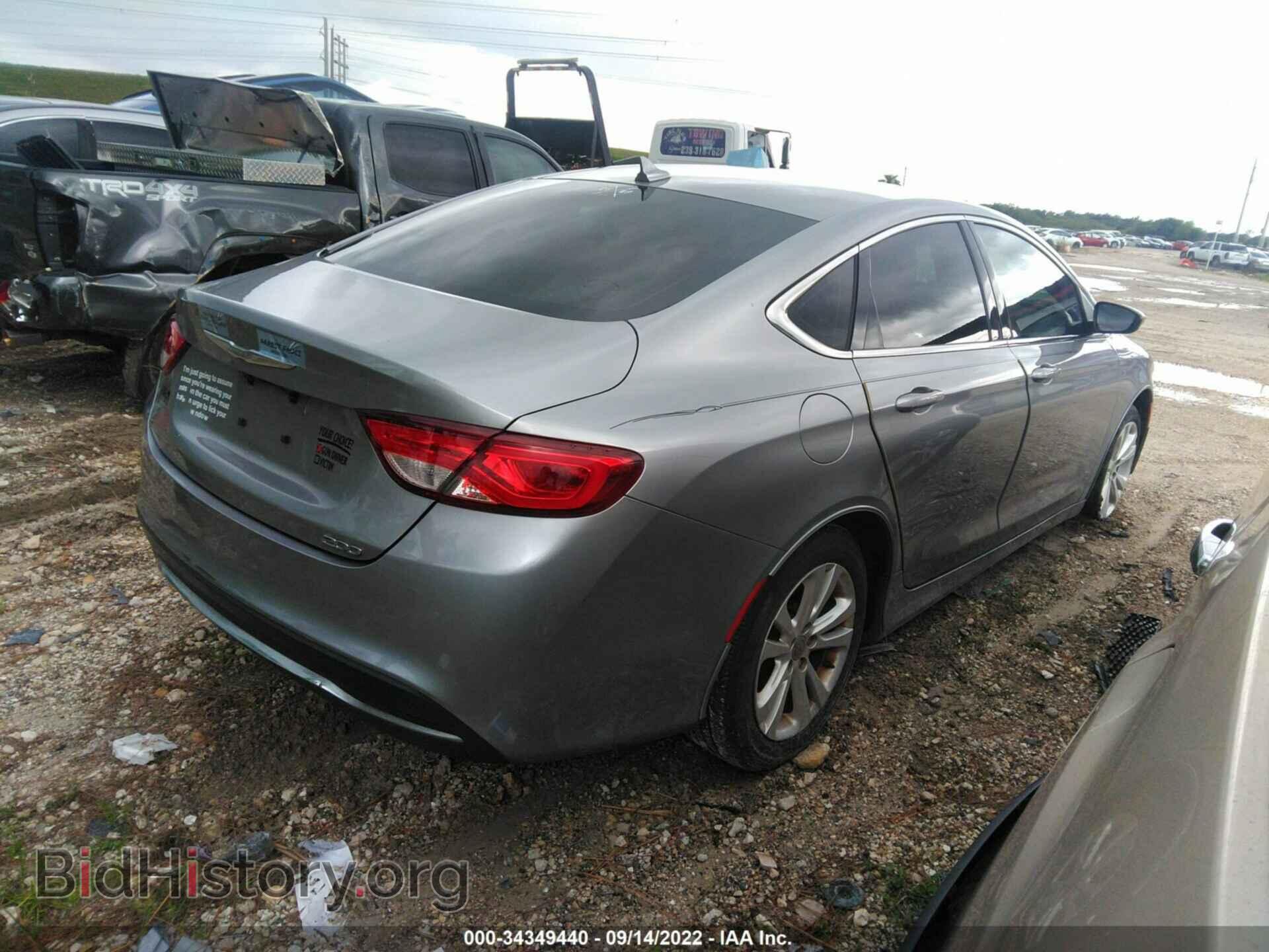 2016 CHRYSLER 200 - VIN: 1C3CCCAB7GN188264 - Фото 4