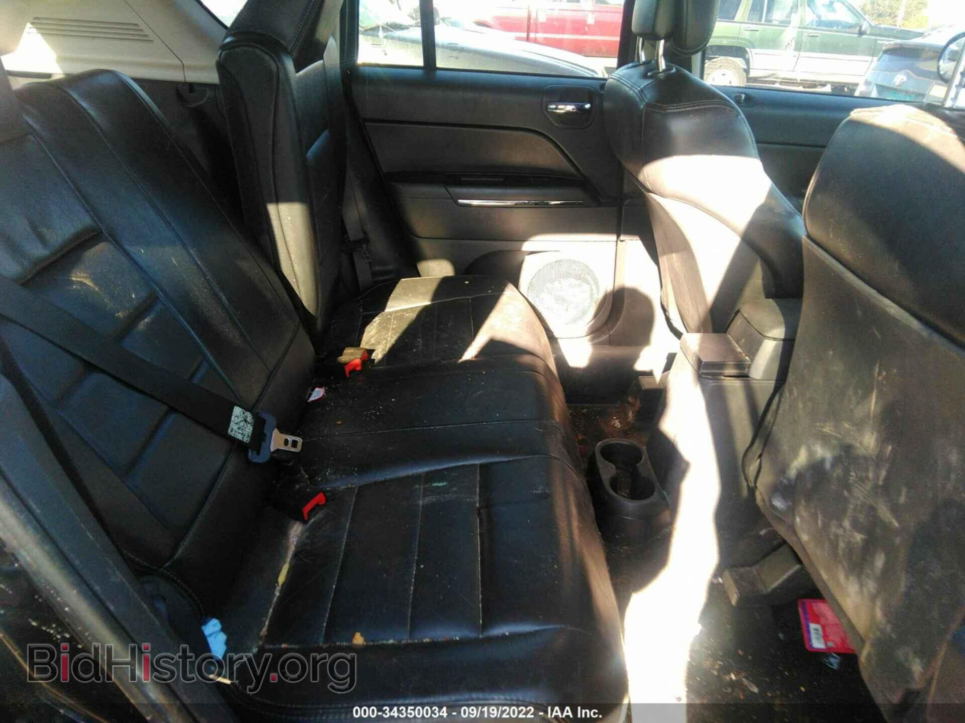 2011 JEEP COMPASS - VIN: 1J4NF5FB0BD222876 - Photo 8