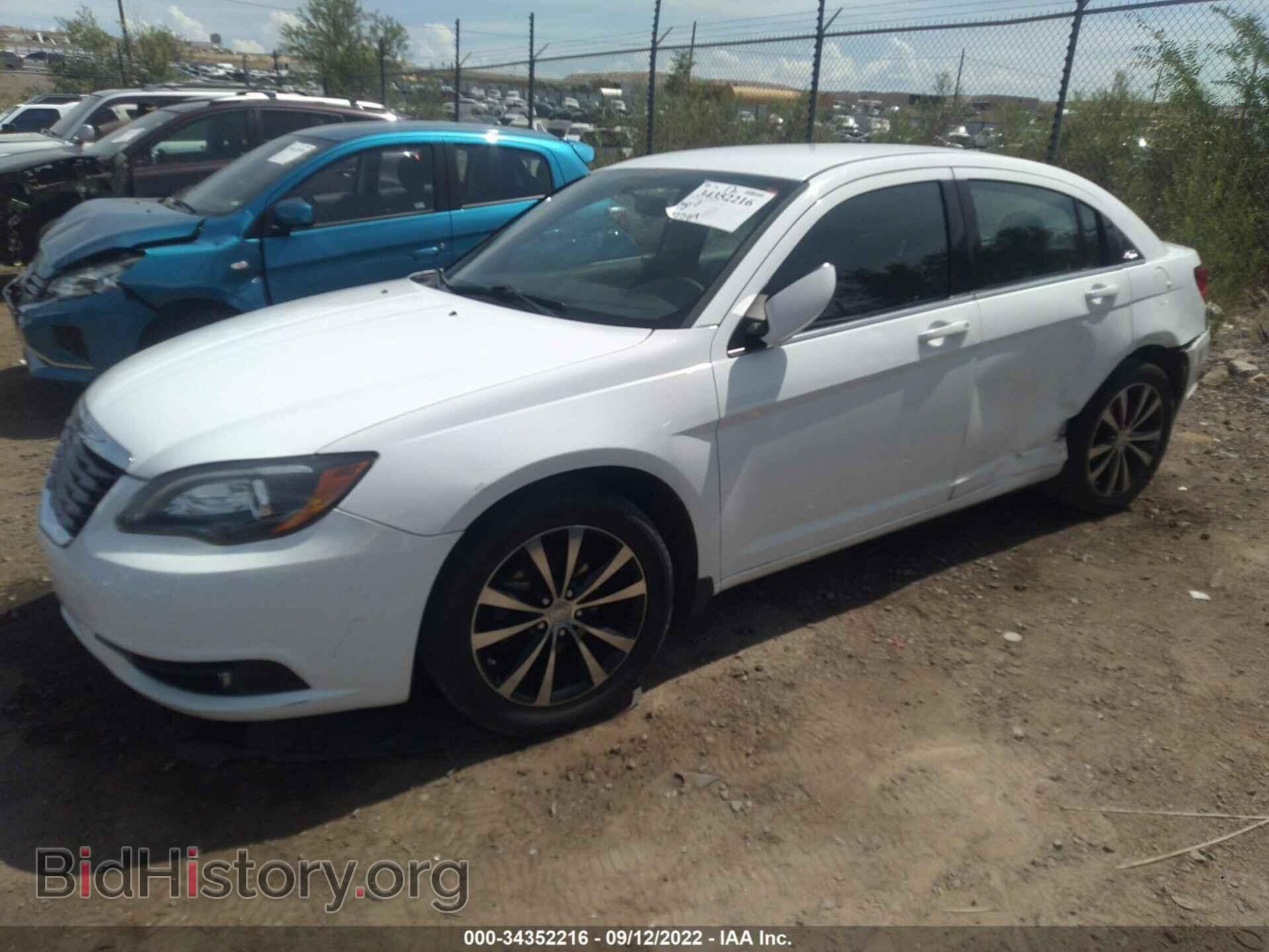 2013 CHRYSLER 200 - VIN: 1C3CCBBB0DN539178 - Фото 2