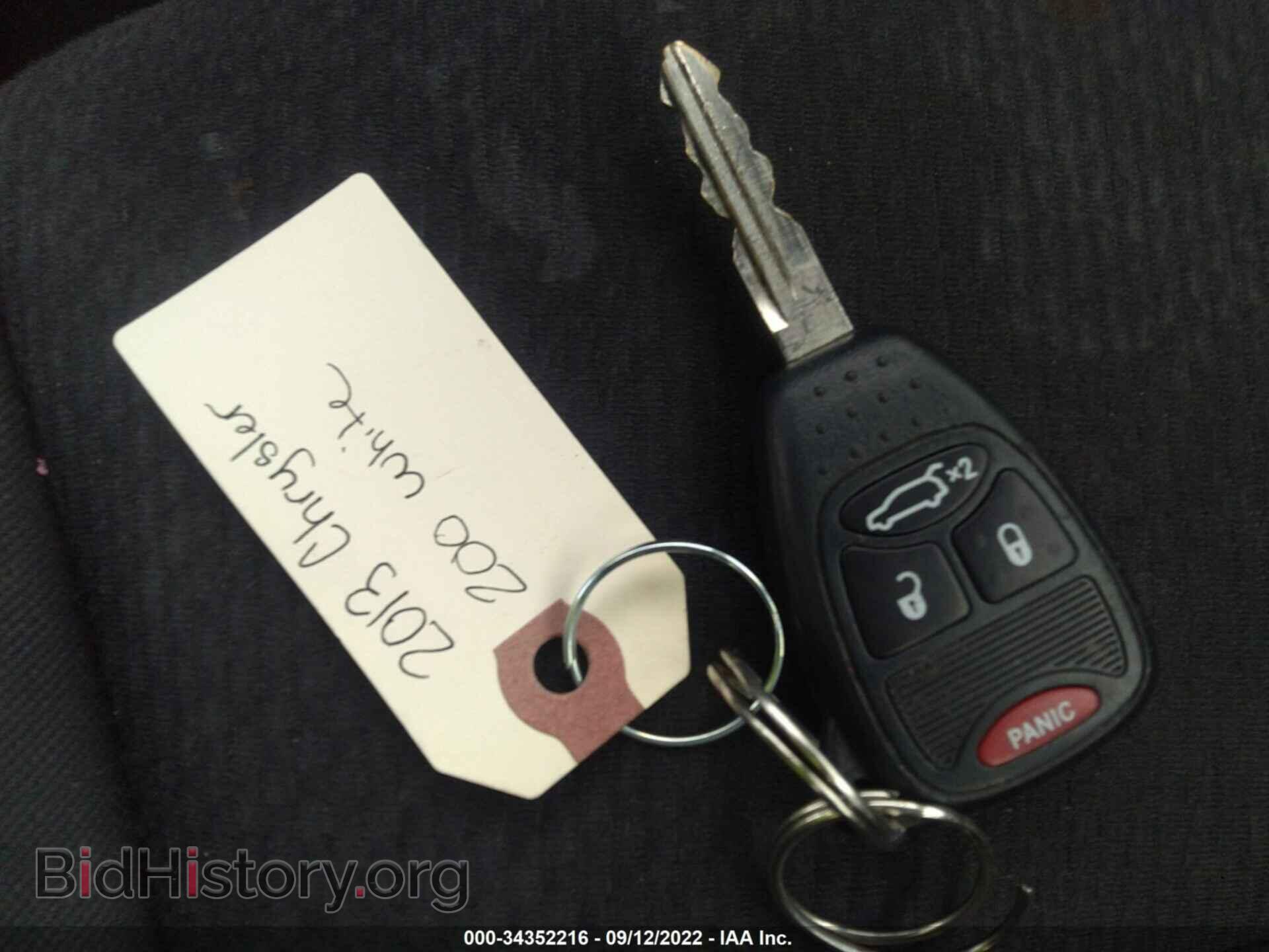 2013 CHRYSLER 200 - VIN: 1C3CCBBB0DN539178 - Фото 11