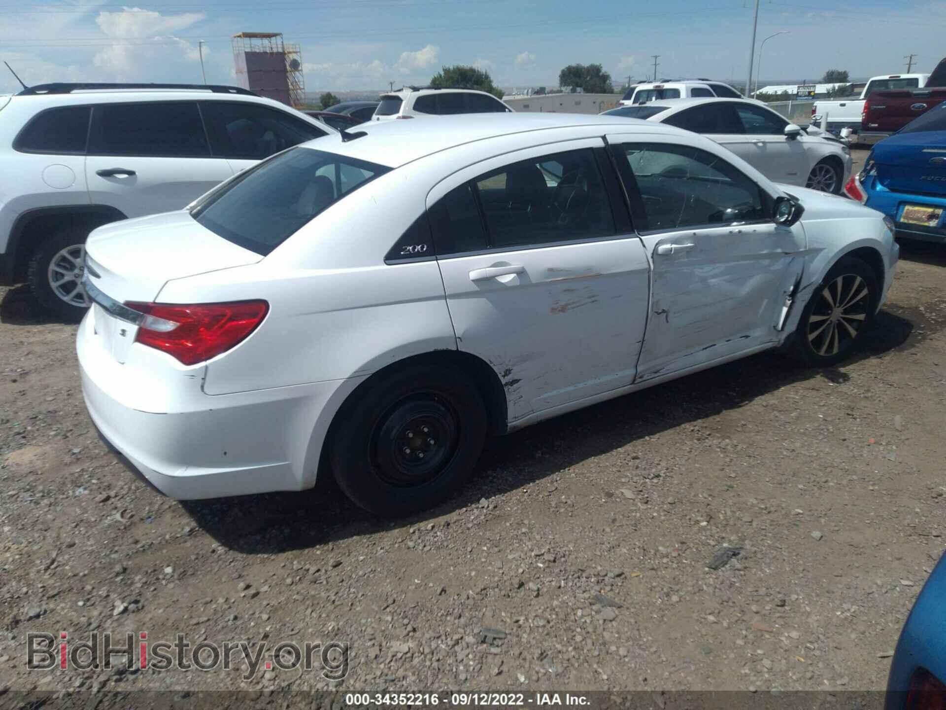 2013 CHRYSLER 200 - VIN: 1C3CCBBB0DN539178 - Фото 4