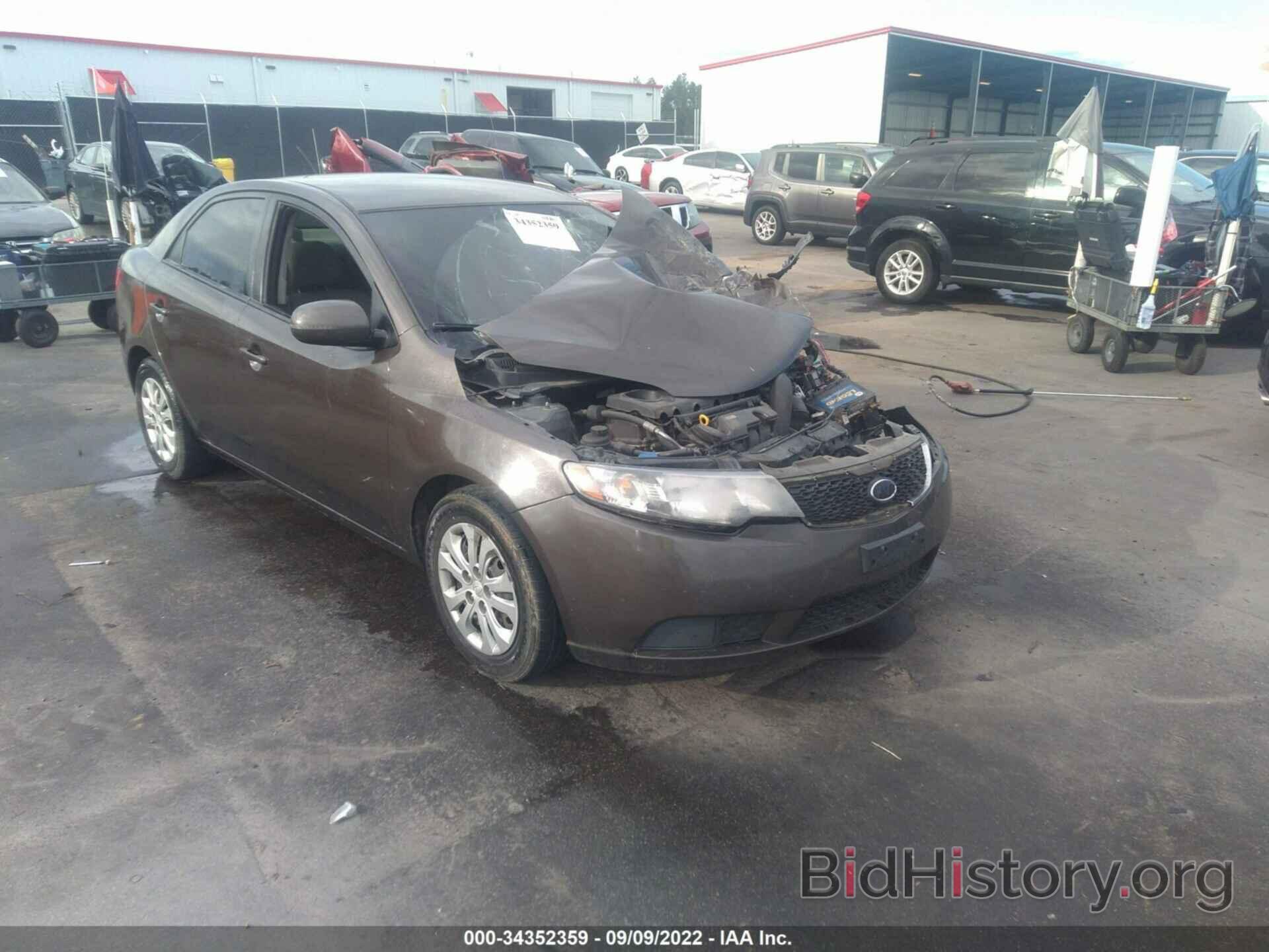 Photo KNAFU4A26B5408107 - KIA FORTE 2011