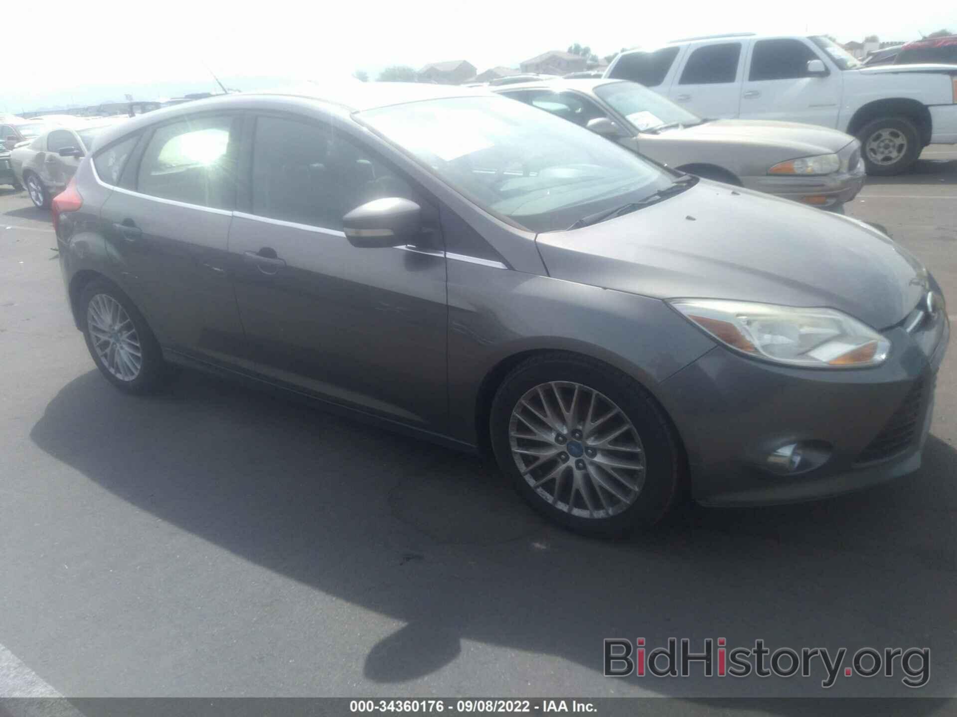 Photo 1FAHP3M22CL190890 - FORD FOCUS 2012