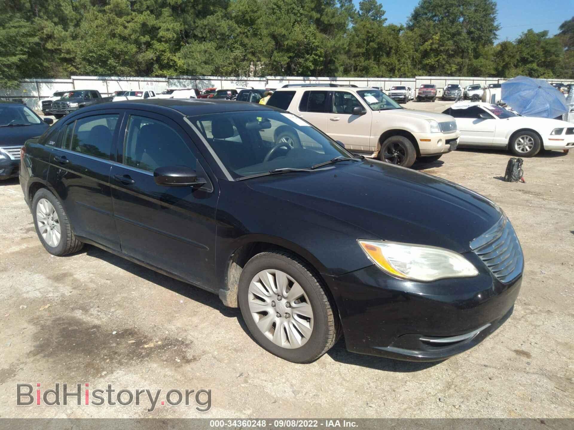 Photo 1C3BC4FB2BN521313 - CHRYSLER 200 2011