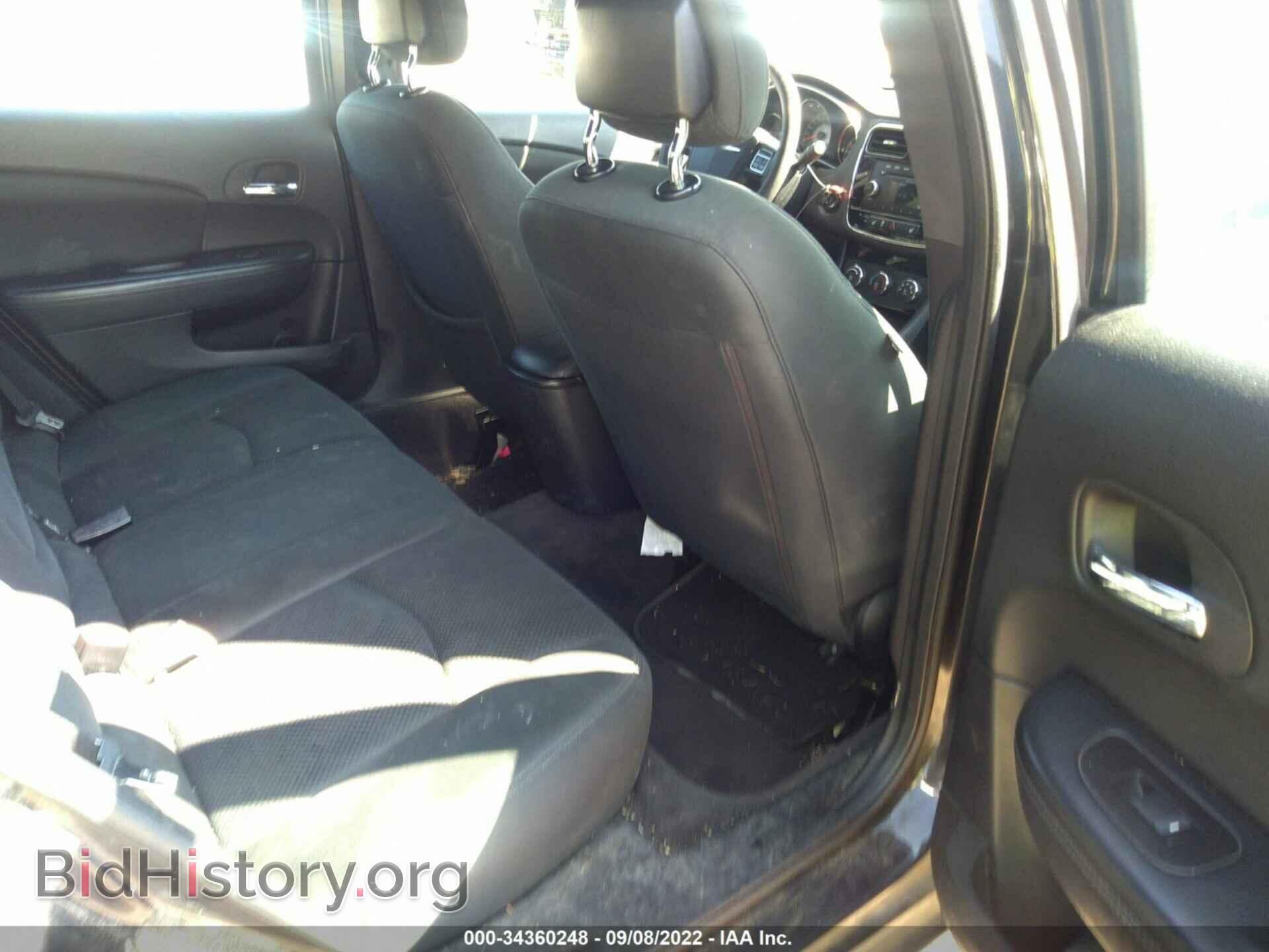 2011 CHRYSLER 200 - VIN: 1C3BC4FB2BN521313 - Photo 8