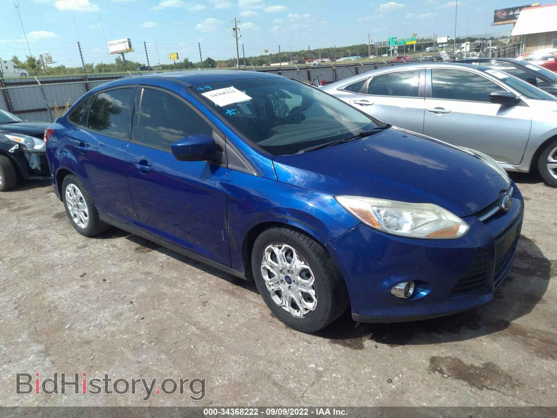 Photo 1FAHP3F28CL355547 - FORD FOCUS 2012
