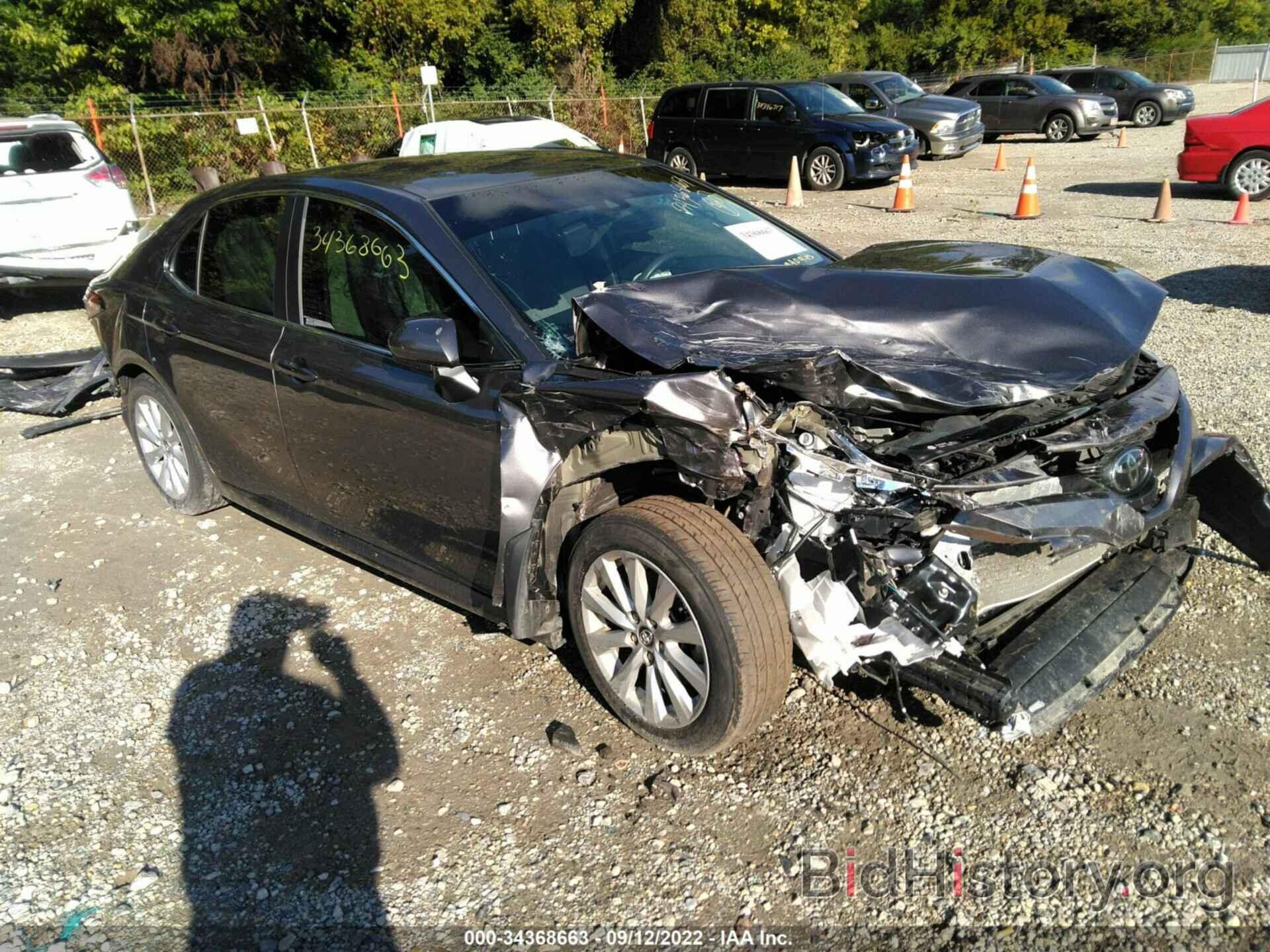 Photo 4T1B11HK3JU676918 - TOYOTA CAMRY 2018