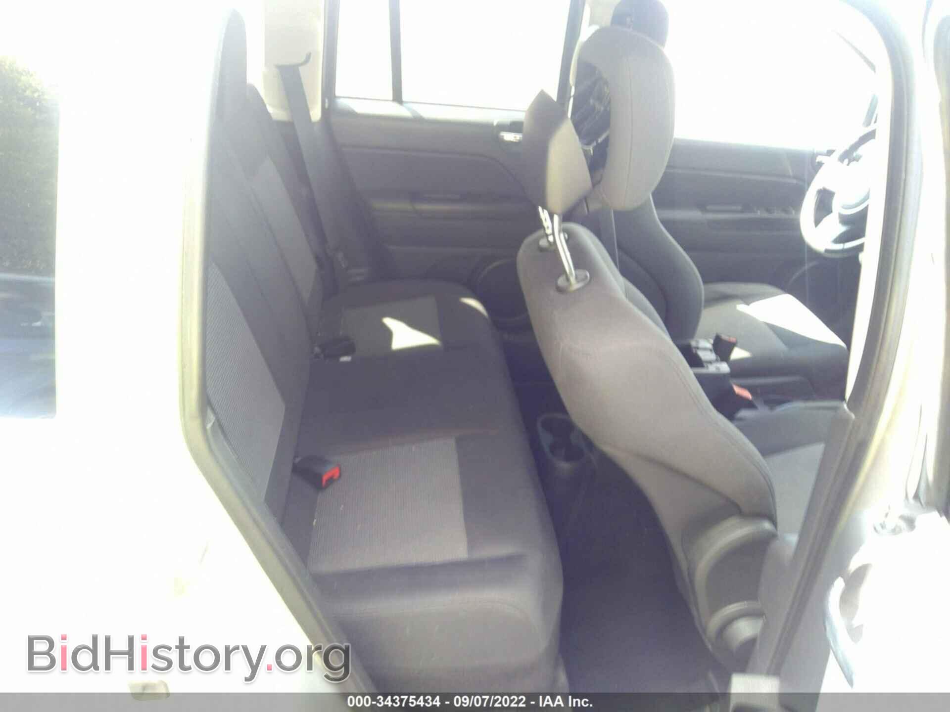 2011 JEEP COMPASS - VIN: 1J4NT1FB5BD236550 - Фото 8