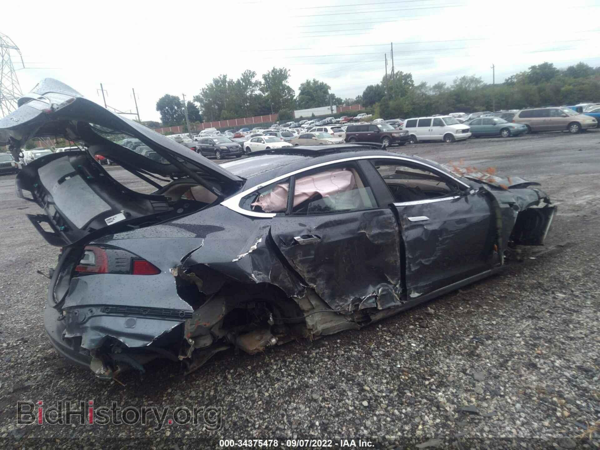2014 TESLA MODEL S - VIN: 5YJSA1H13EFP54821 - Photo 4