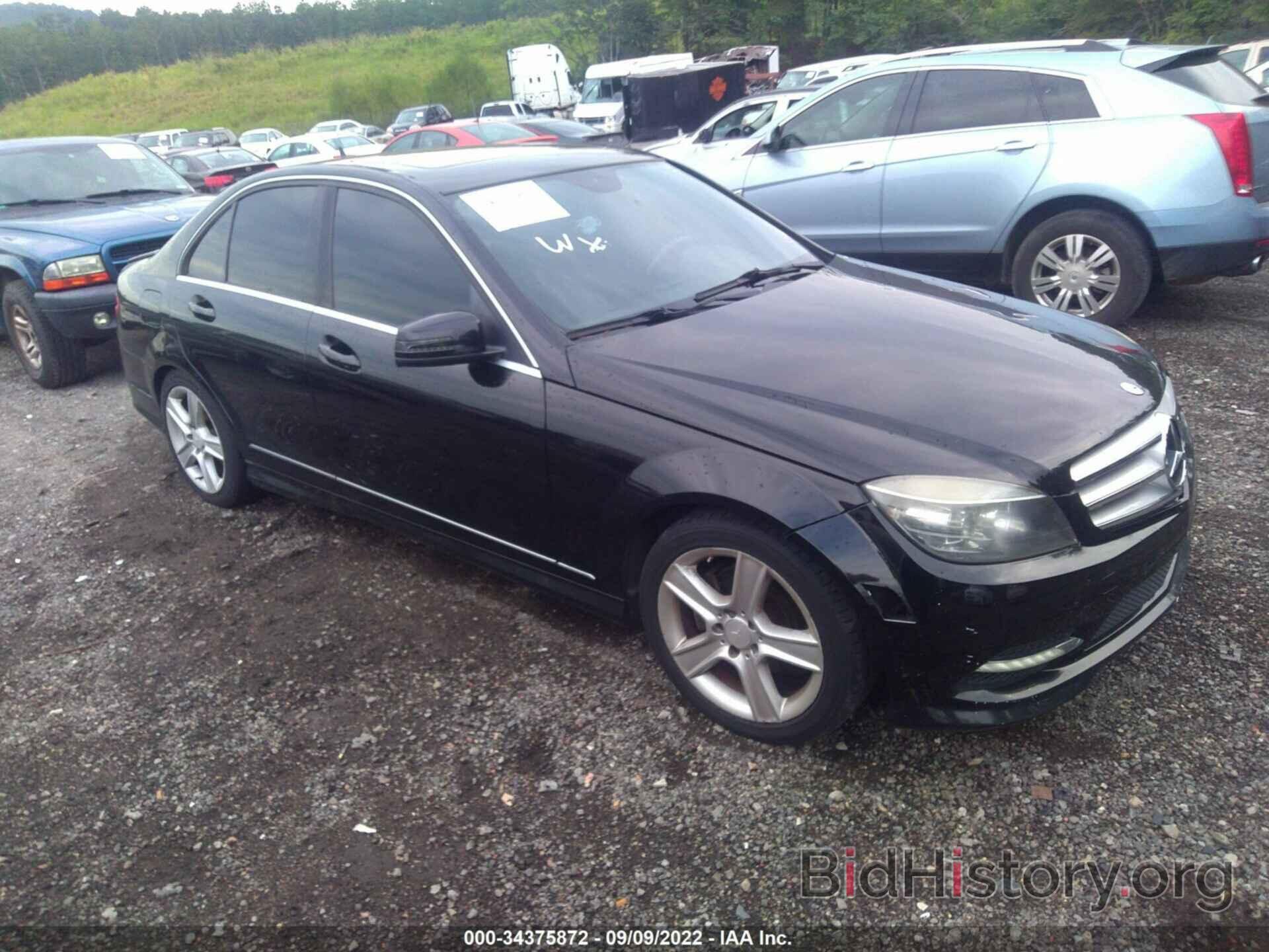 Photo WDDGF5EB9BF637219 - MERCEDES-BENZ C-CLASS 2011