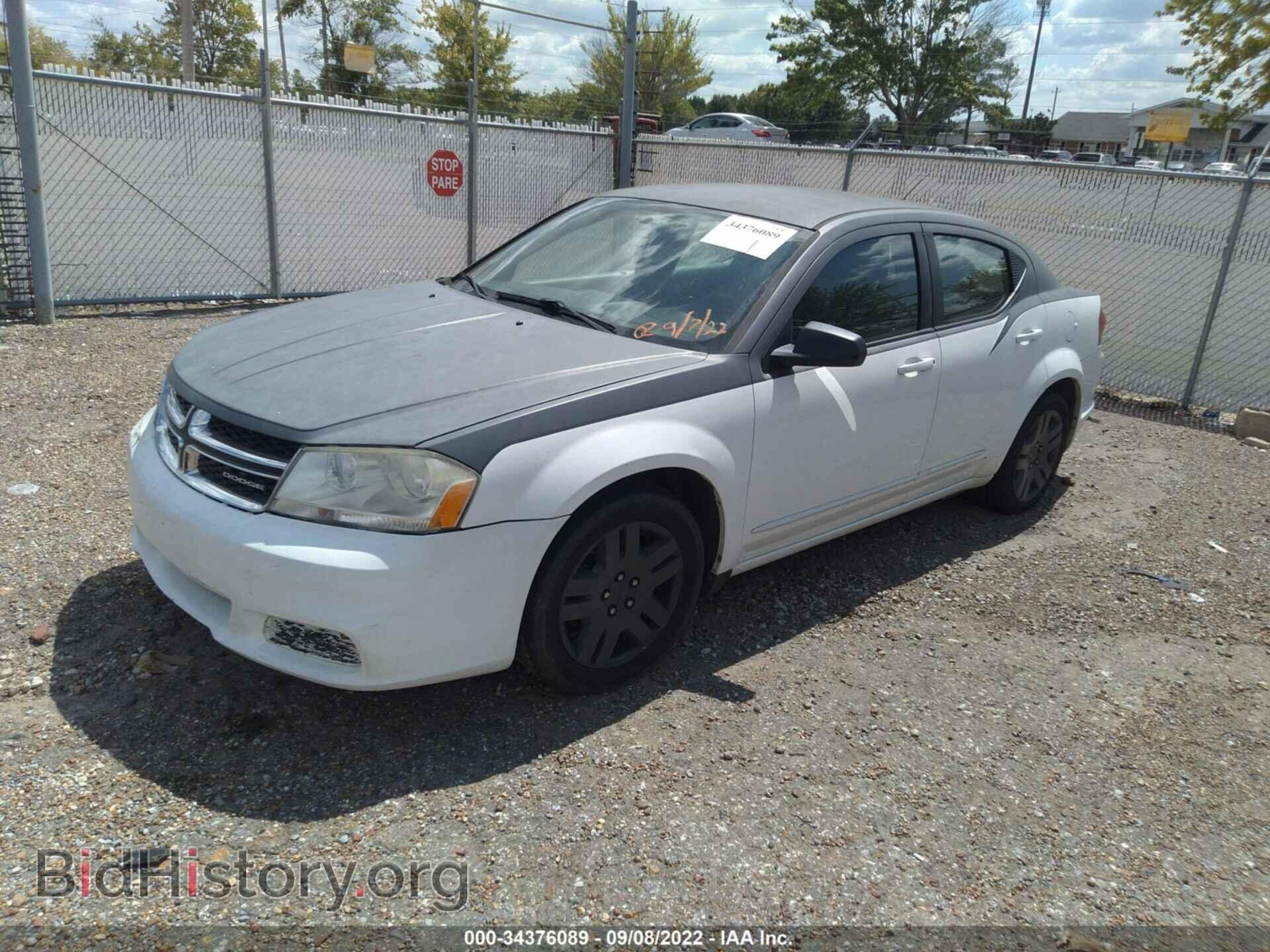 2011 DODGE AVENGER - VIN: 1B3BD4FB3BN609586 - Photo 2