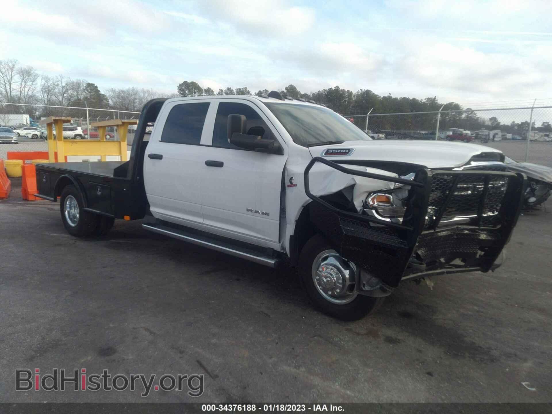 Фотография 3C7WRTCL5KG586817 - RAM 3500 CHASSIS CAB 2019