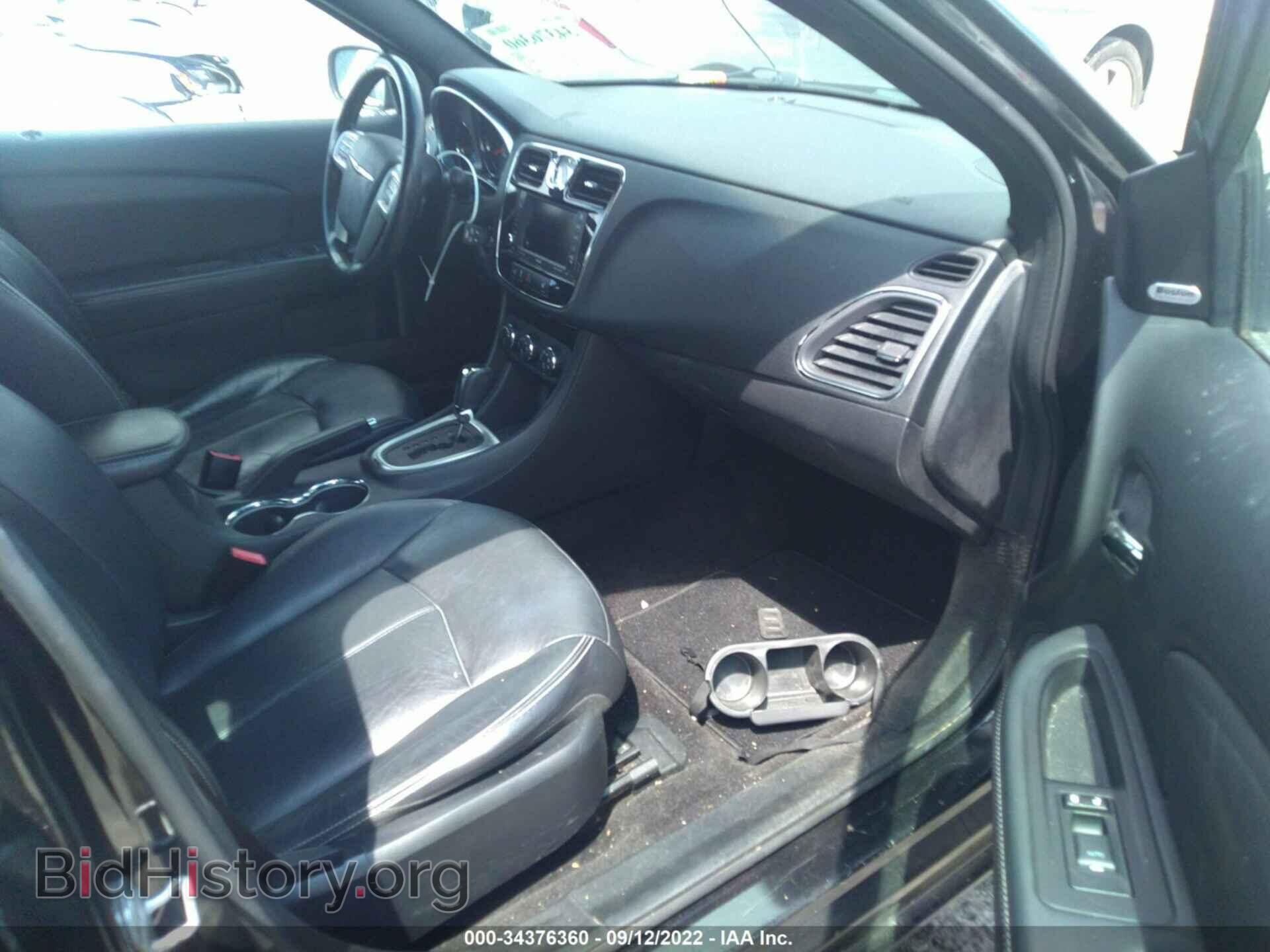 2011 CHRYSLER 200 - VIN: 1C3BC2FG5BN516509 - Фото 5