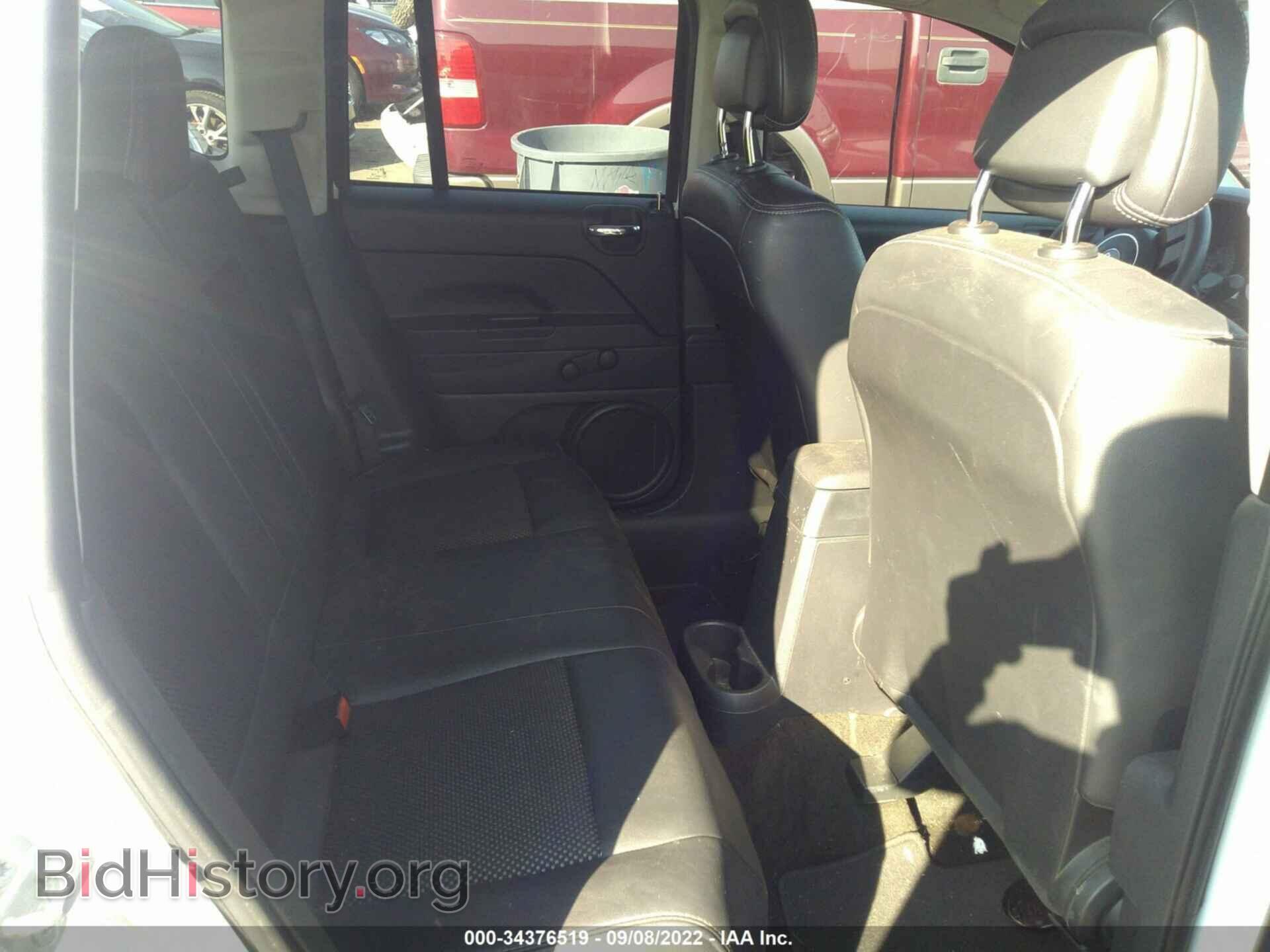 2015 JEEP COMPASS - VIN: 1C4NJCBA5FD398687 - Фото 8