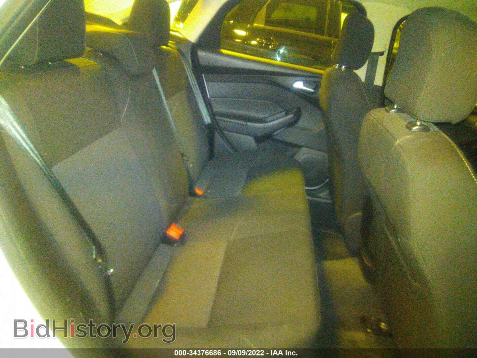 2016 FORD FOCUS - VIN: 1FADP3F25GL215296 - Фото 8
