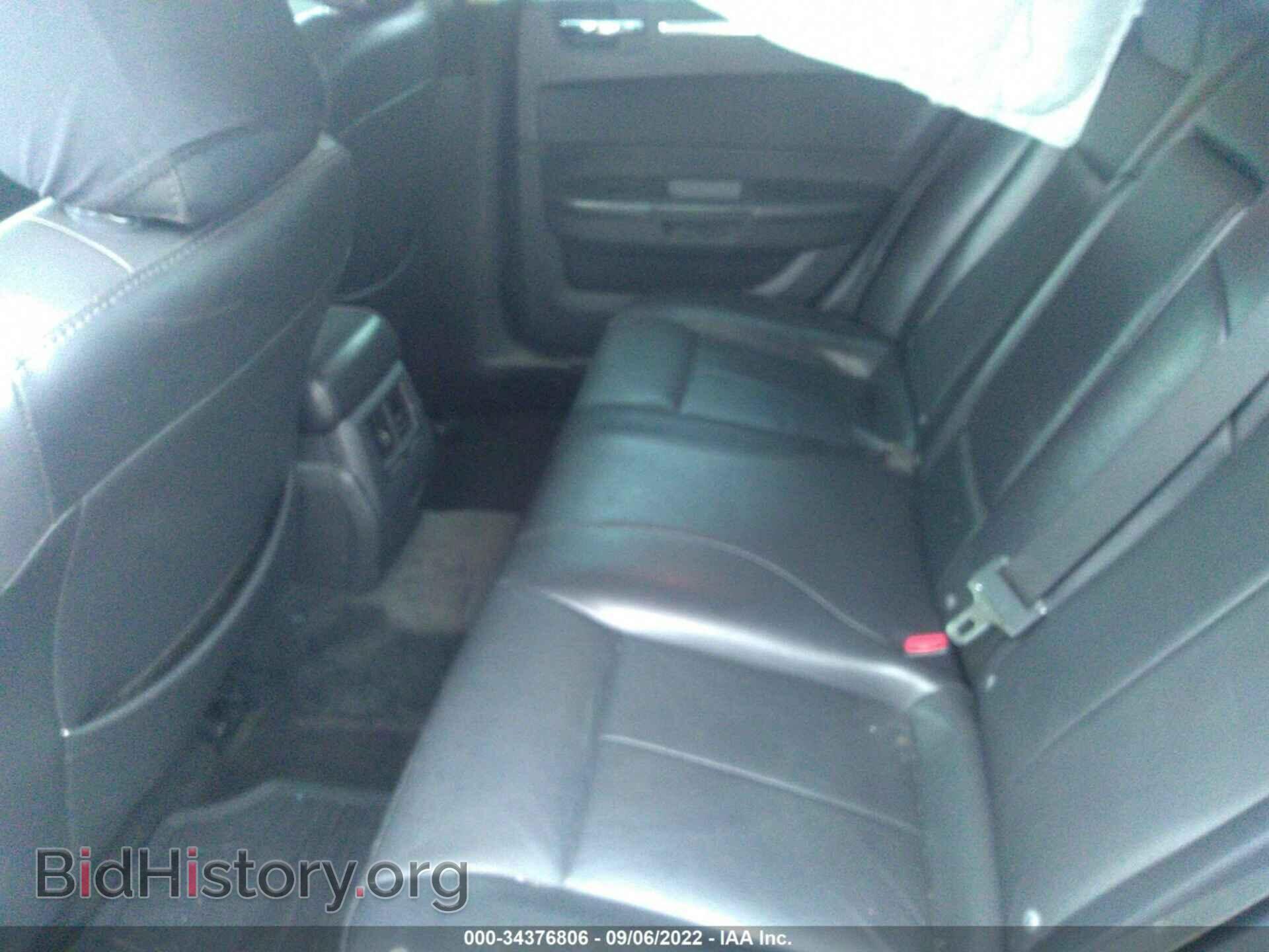 2010 CHRYSLER 300 - VIN: 2C3CA5CV9AH246609 - Фото 8