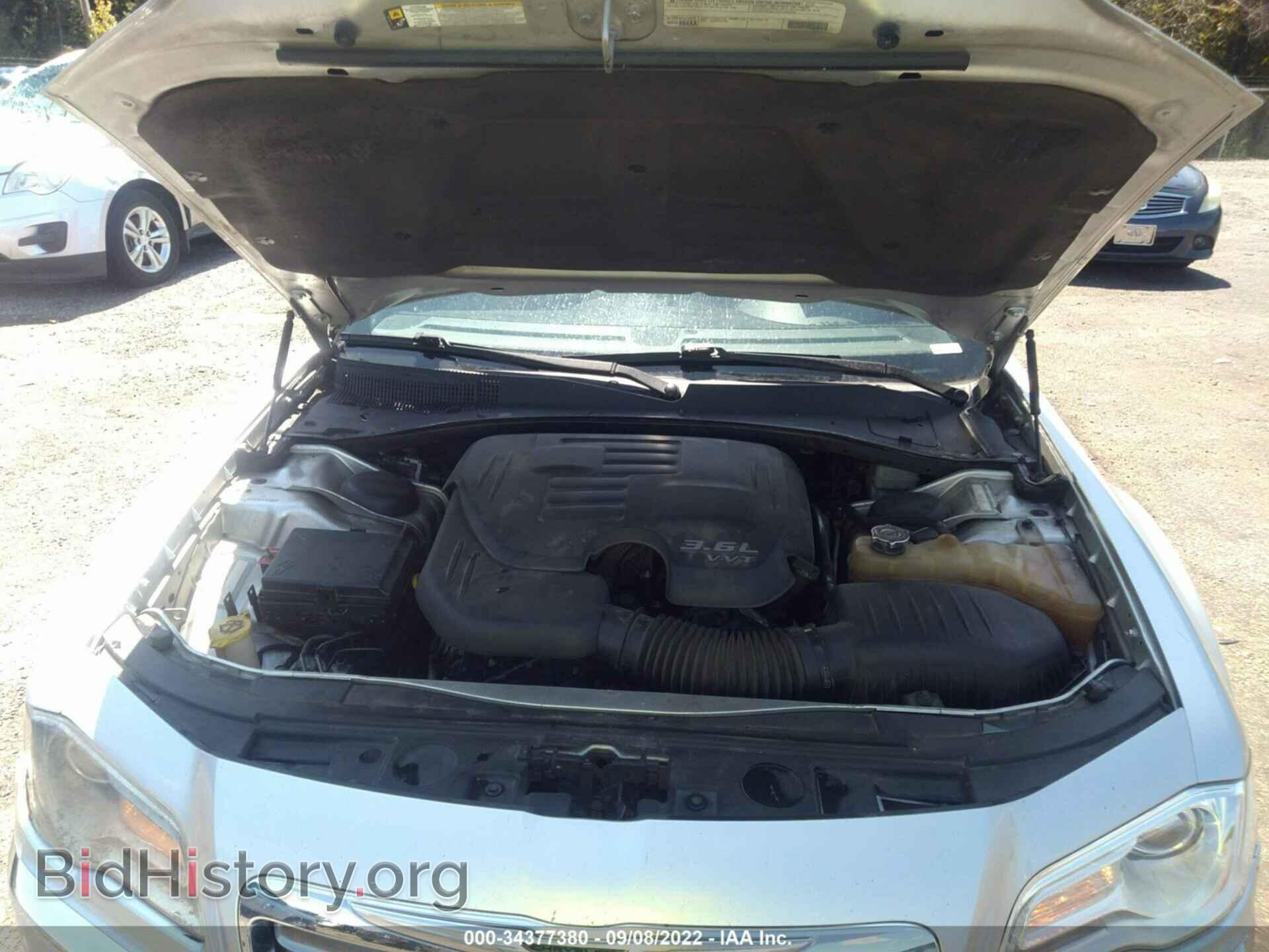 2012 CHRYSLER 300 - VIN: 2C3CCACG5CH288945 - Photo 10