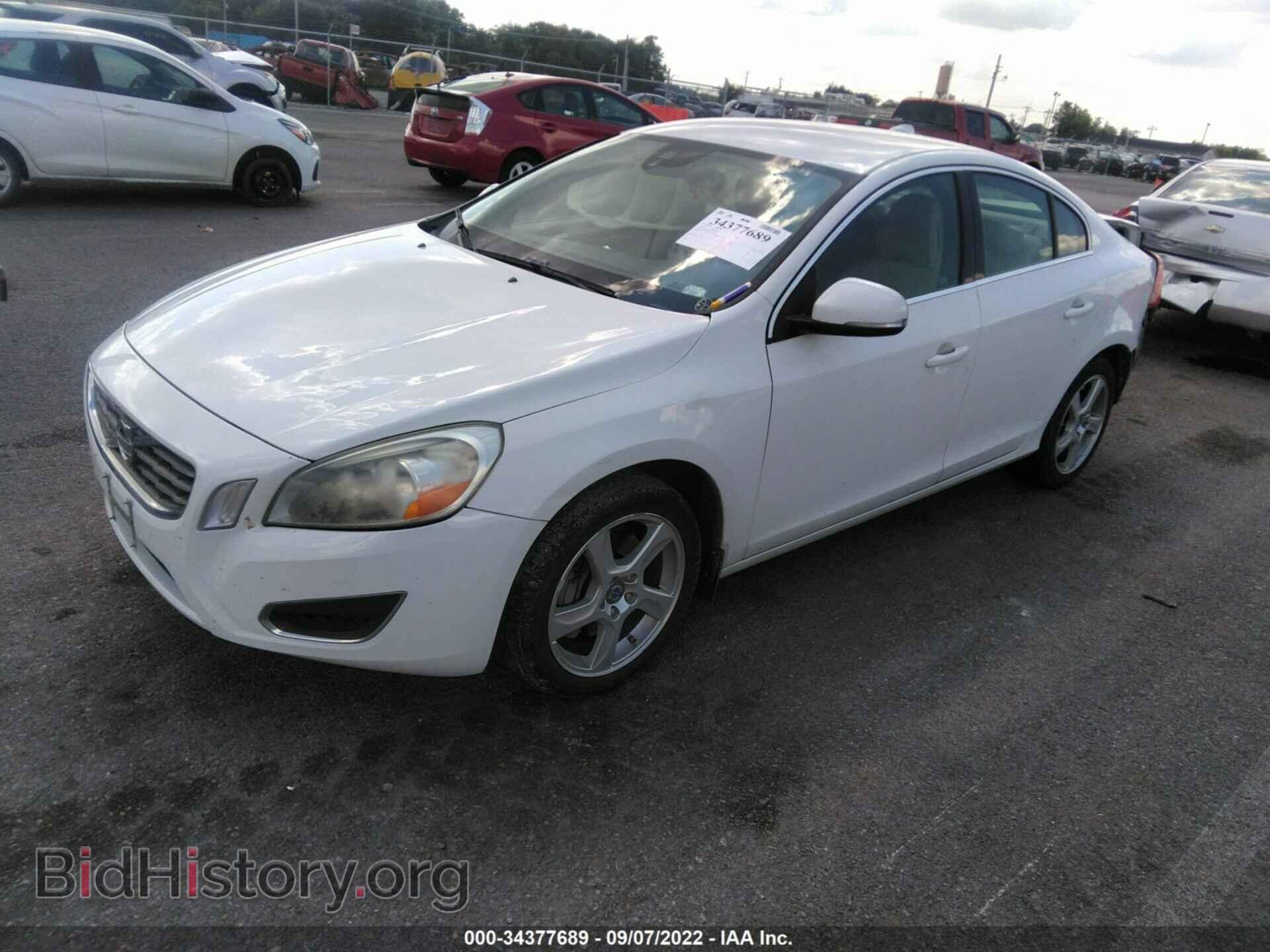 2012 VOLVO S60 - VIN: YV1622FS5C2115950 - Фото 2