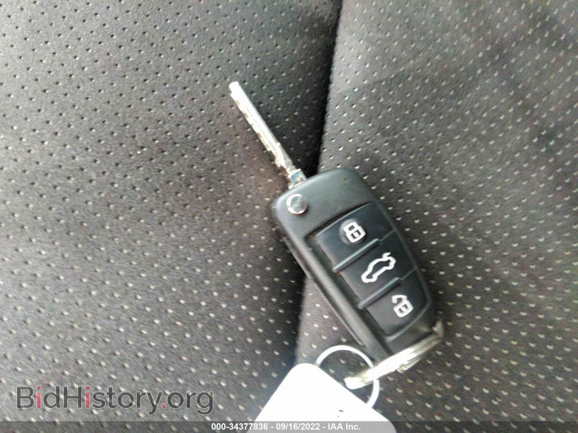 2012 AUDI A3 - VIN: WAUKJBFM3CA055422 - Фото 11