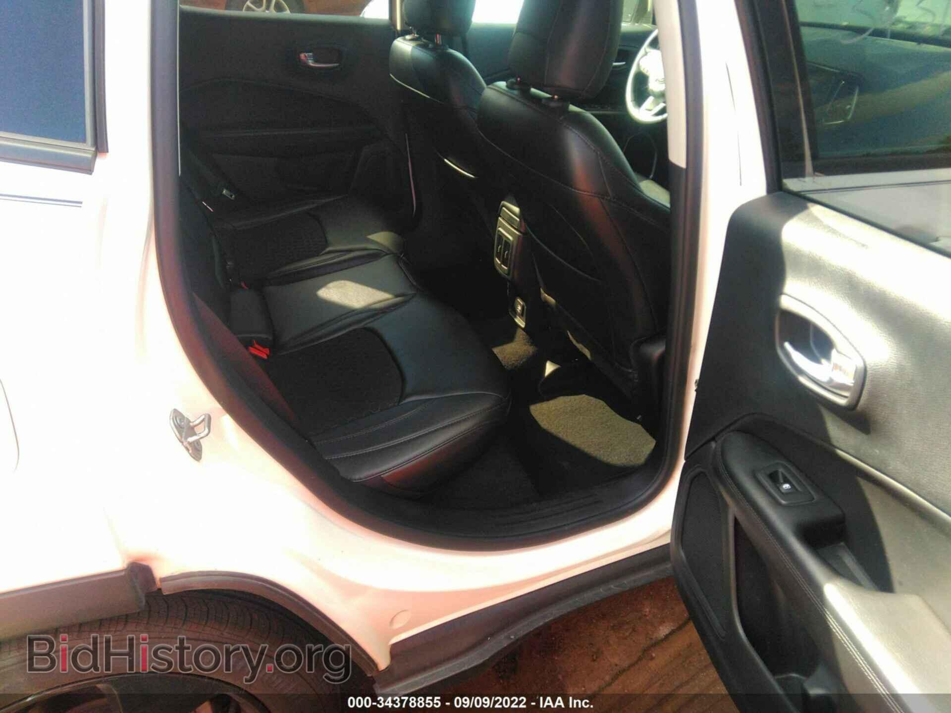 2018 JEEP COMPASS - VIN: 3C4NJDBB0JT433556 - Фото 8