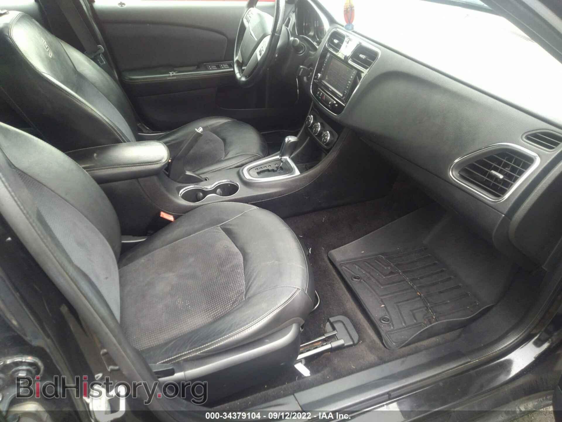 2012 CHRYSLER 200 - VIN: 1C3CCBHG3CN176375 - Фото 5
