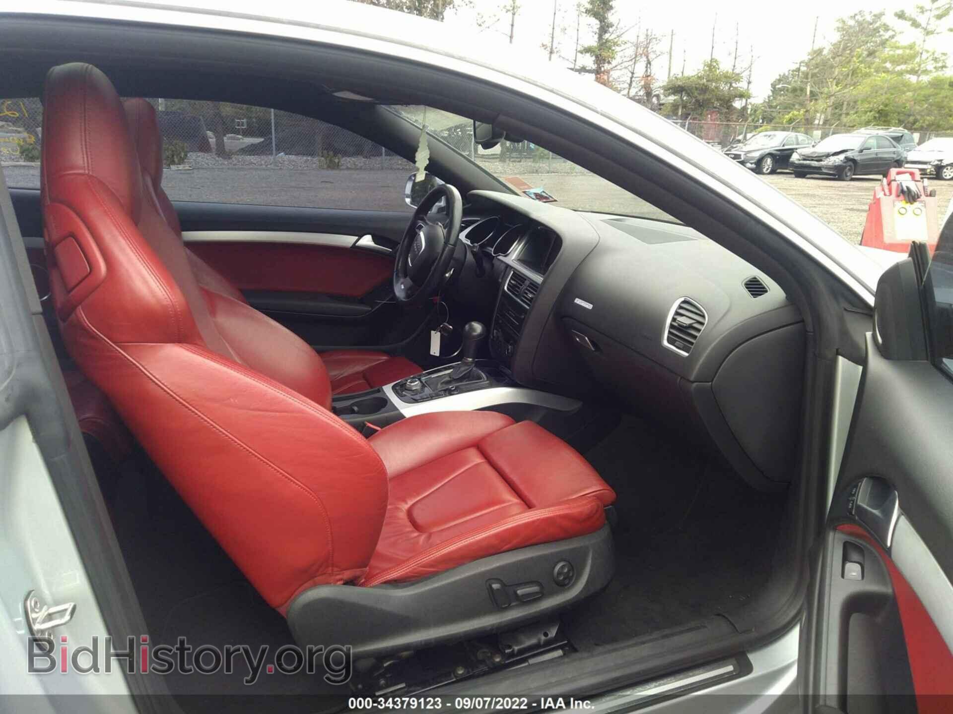 2012 AUDI S5 - VIN: WAUCVAFR2CA037007 - Фото 5