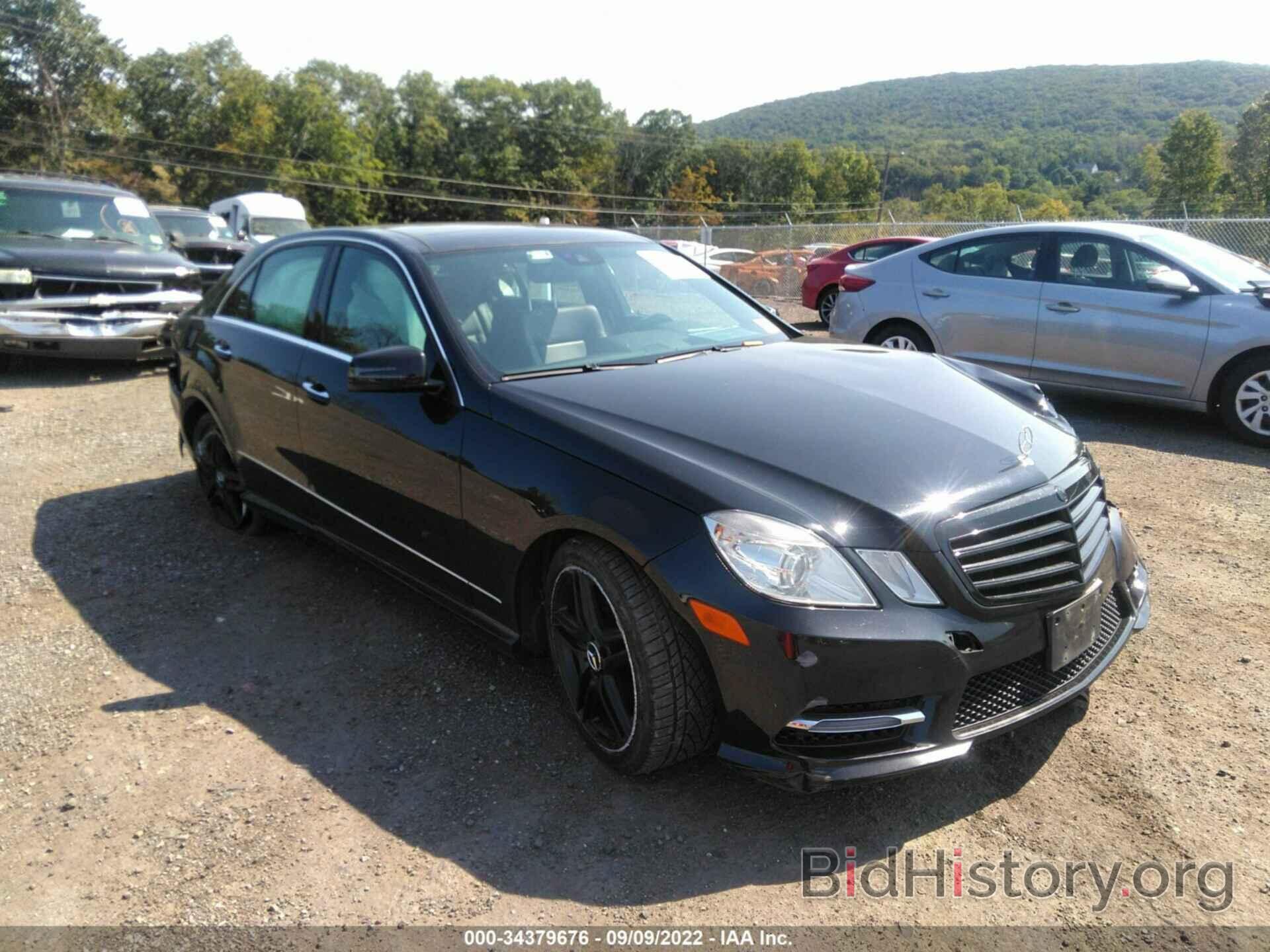 Photo WDDHF8JB2DA725928 - MERCEDES-BENZ E-CLASS 2013