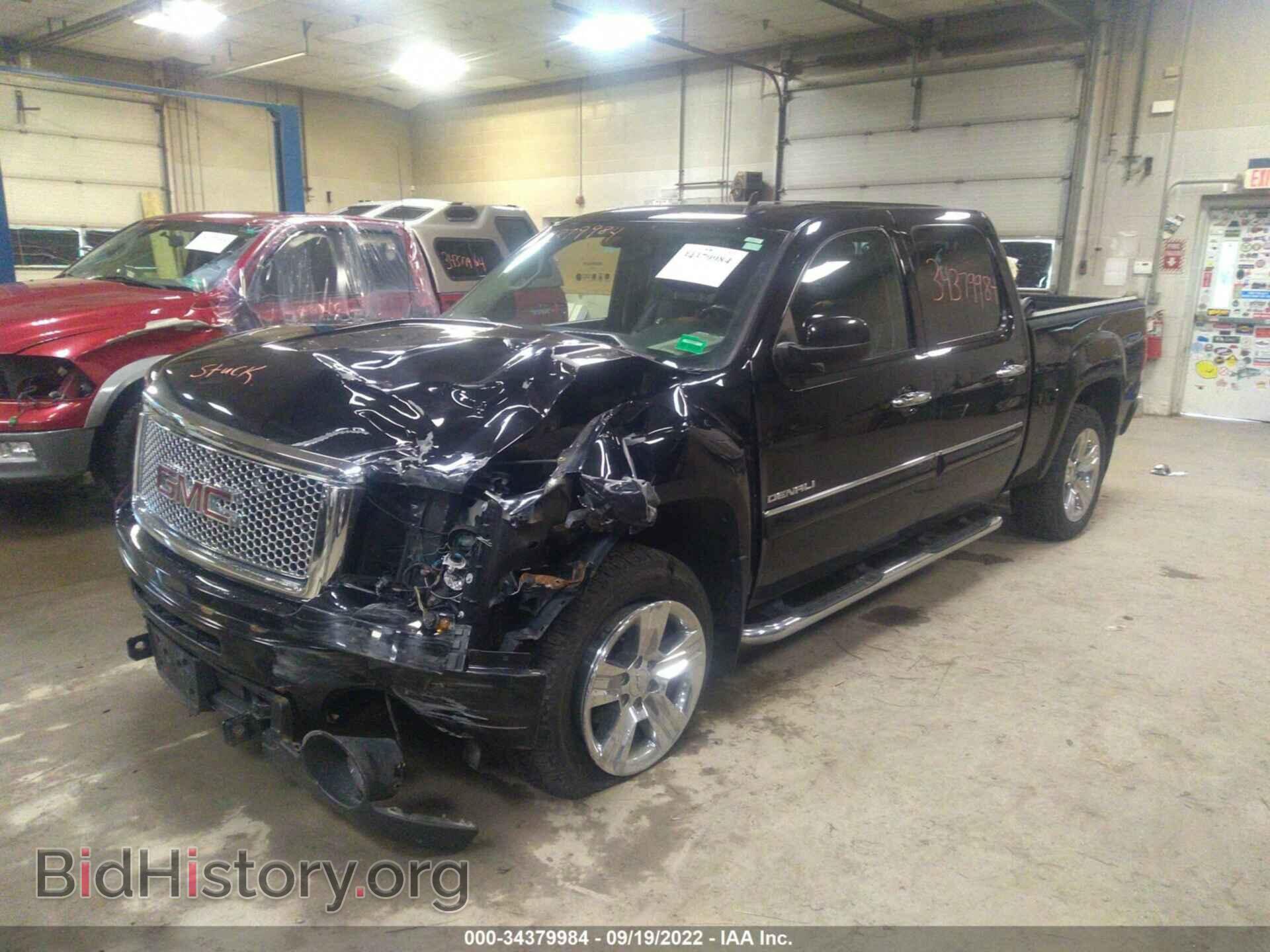 2011 GMC SIERRA 1500 - VIN: 3GTP2XE23BG172551 - Фото 2