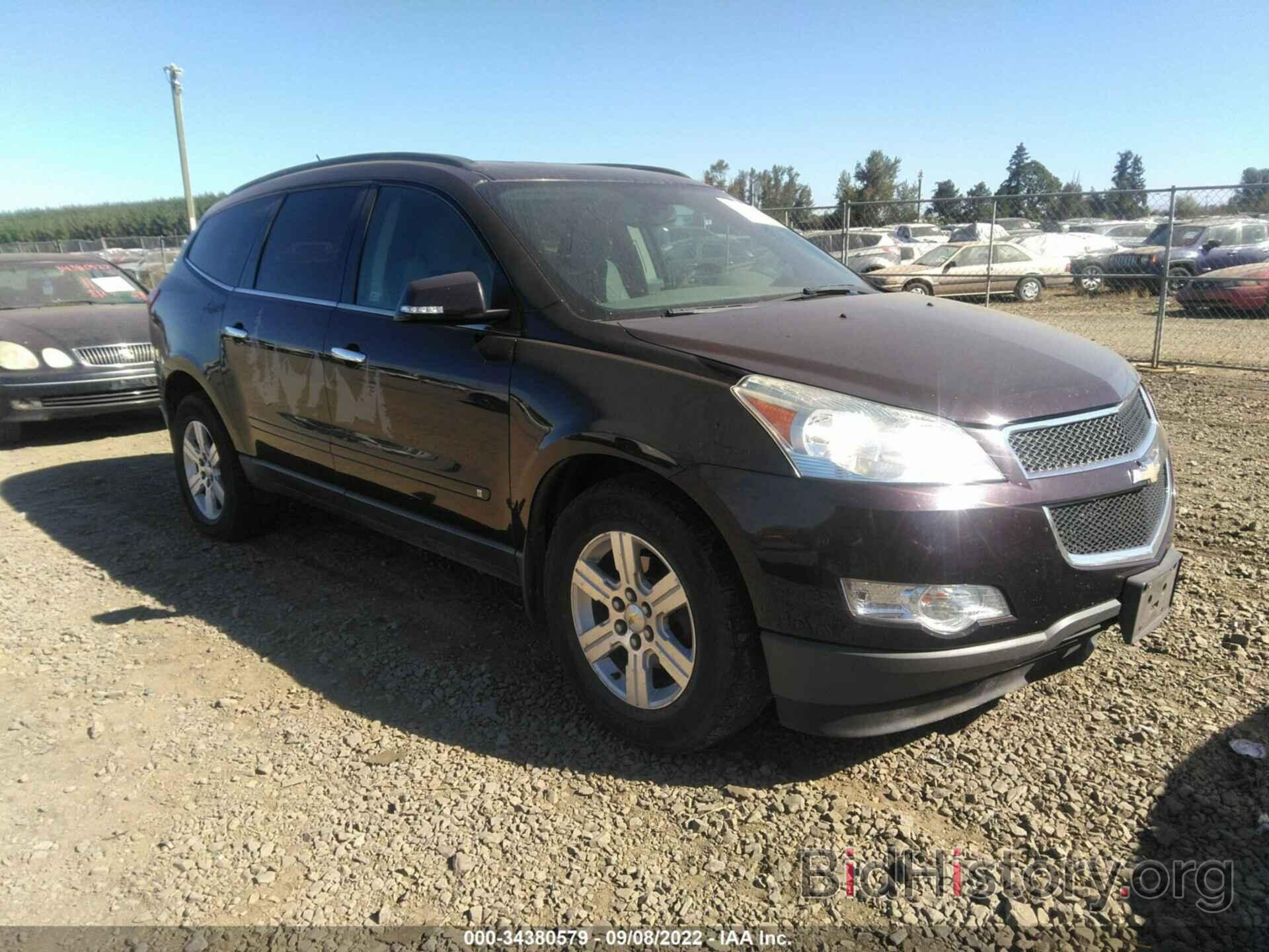 Photo 1GNLVFED0AS137921 - CHEVROLET TRAVERSE 2010