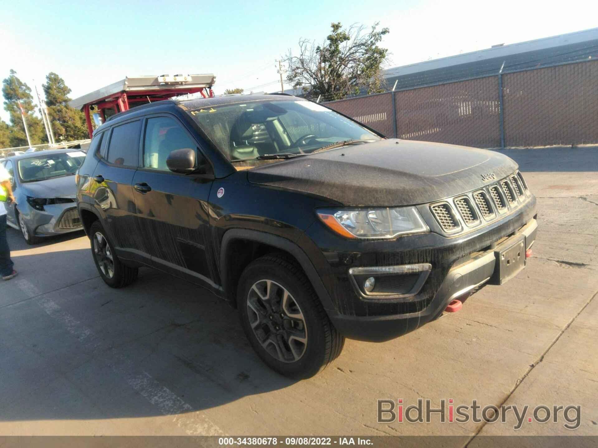 Photo 3C4NJDDB6JT451556 - JEEP COMPASS 2018