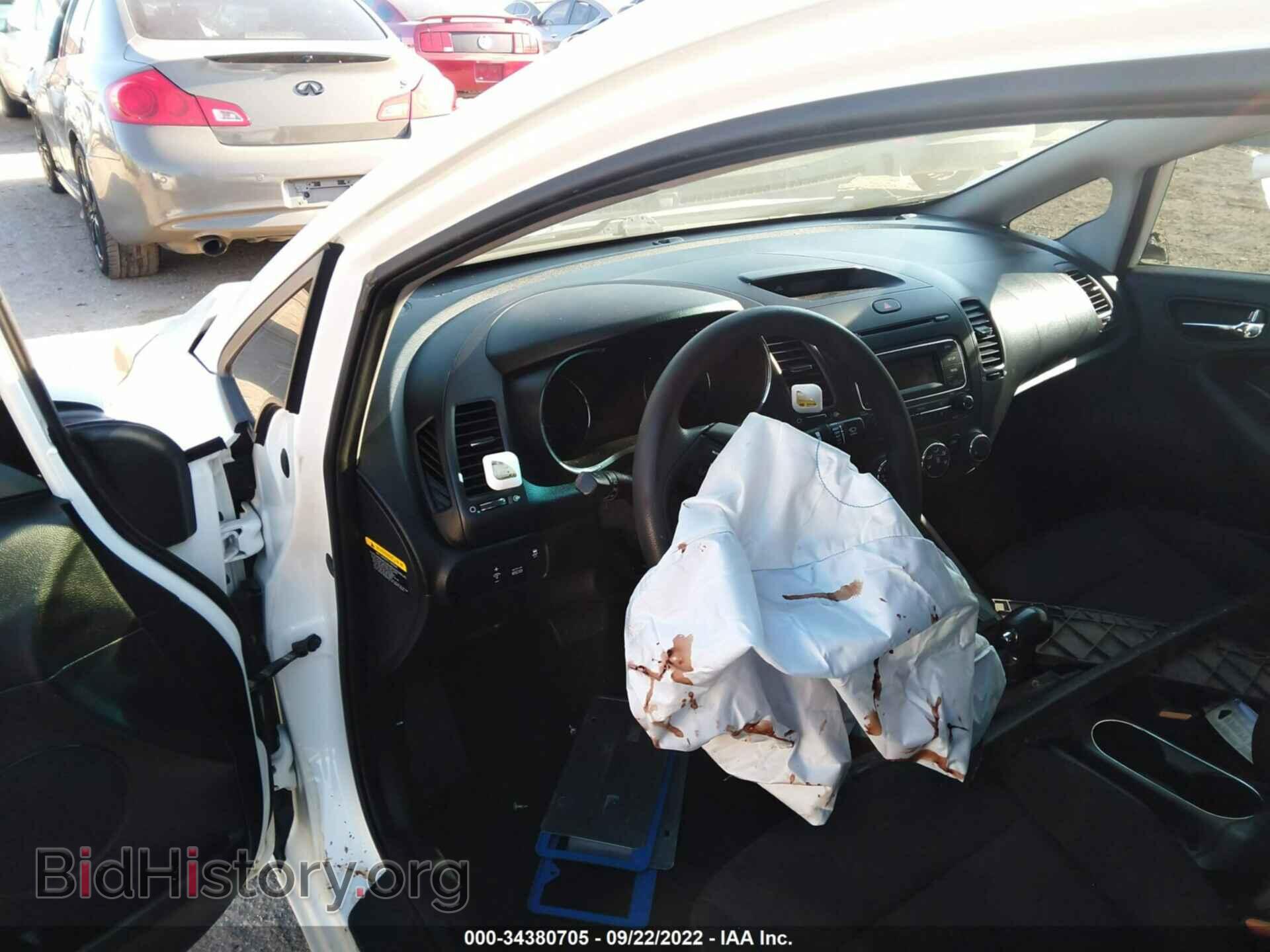2016 KIA FORTE - VIN: KNAFK4A66G5457906 - Фото 7